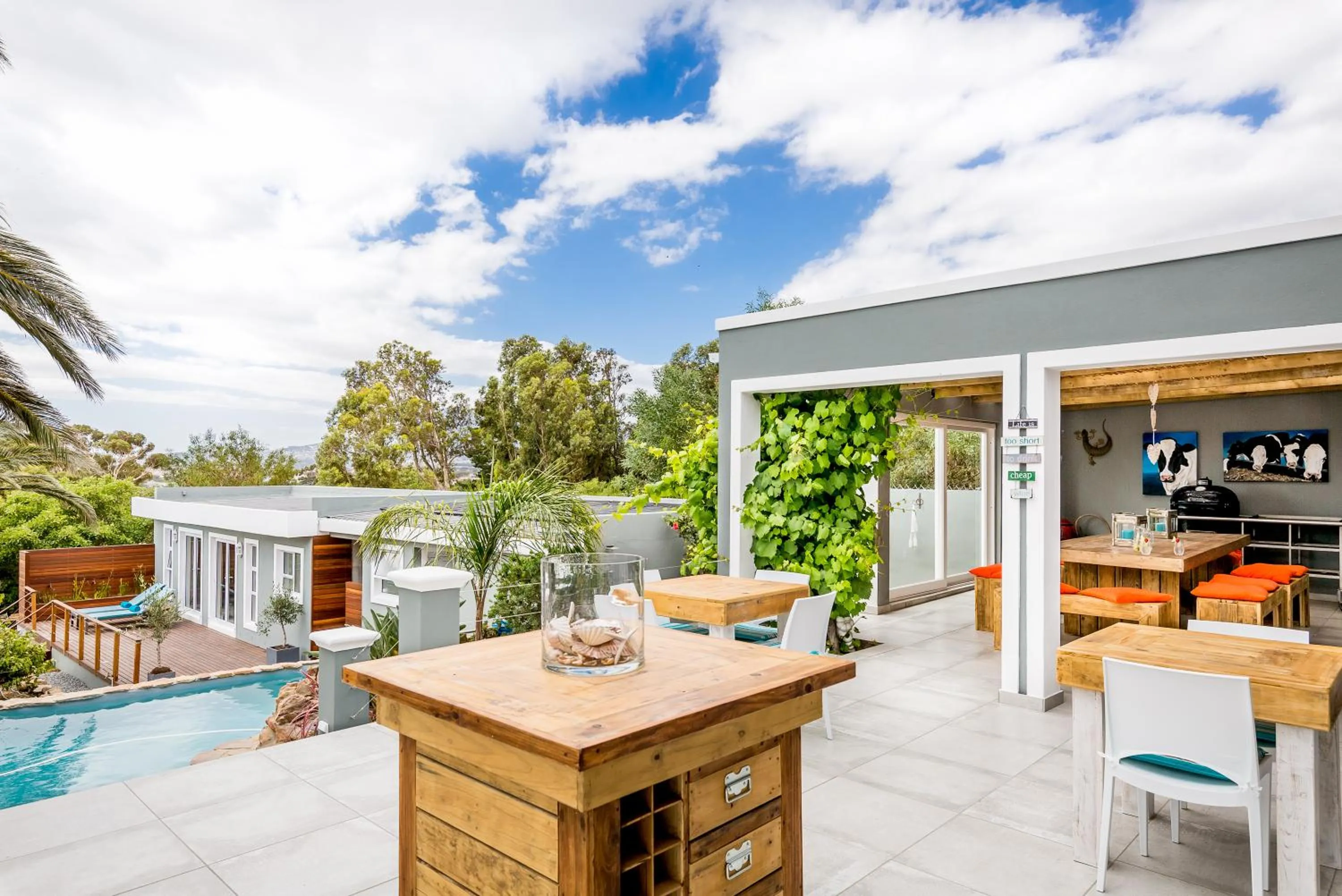 Property building in Bloemenzee Boutique B&B