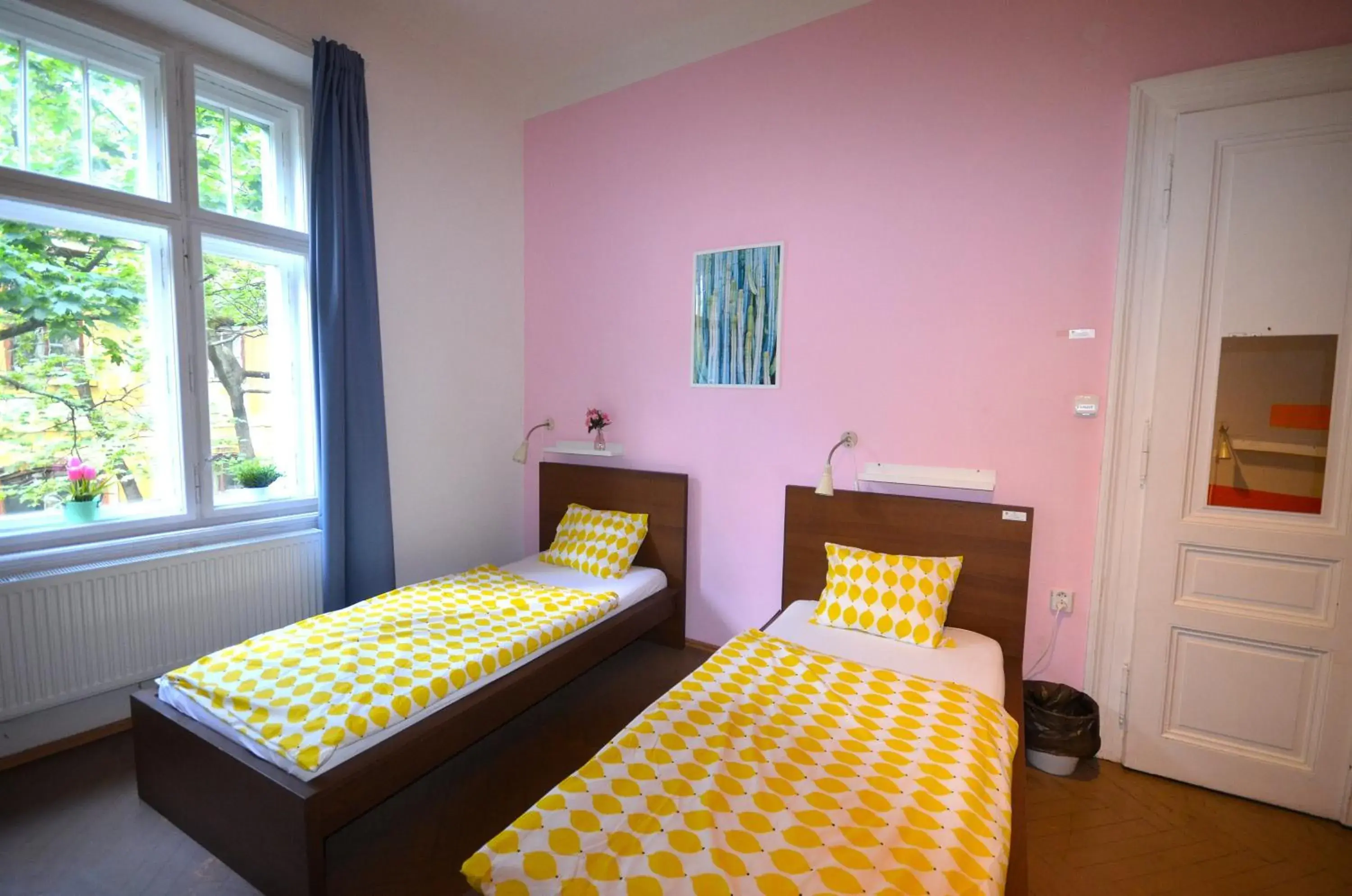 Quintuple Room with Shared Bathroom in Travel&Joy backpackers Quintuple Room with Shared Bathroom in Travel&Joy backpackers