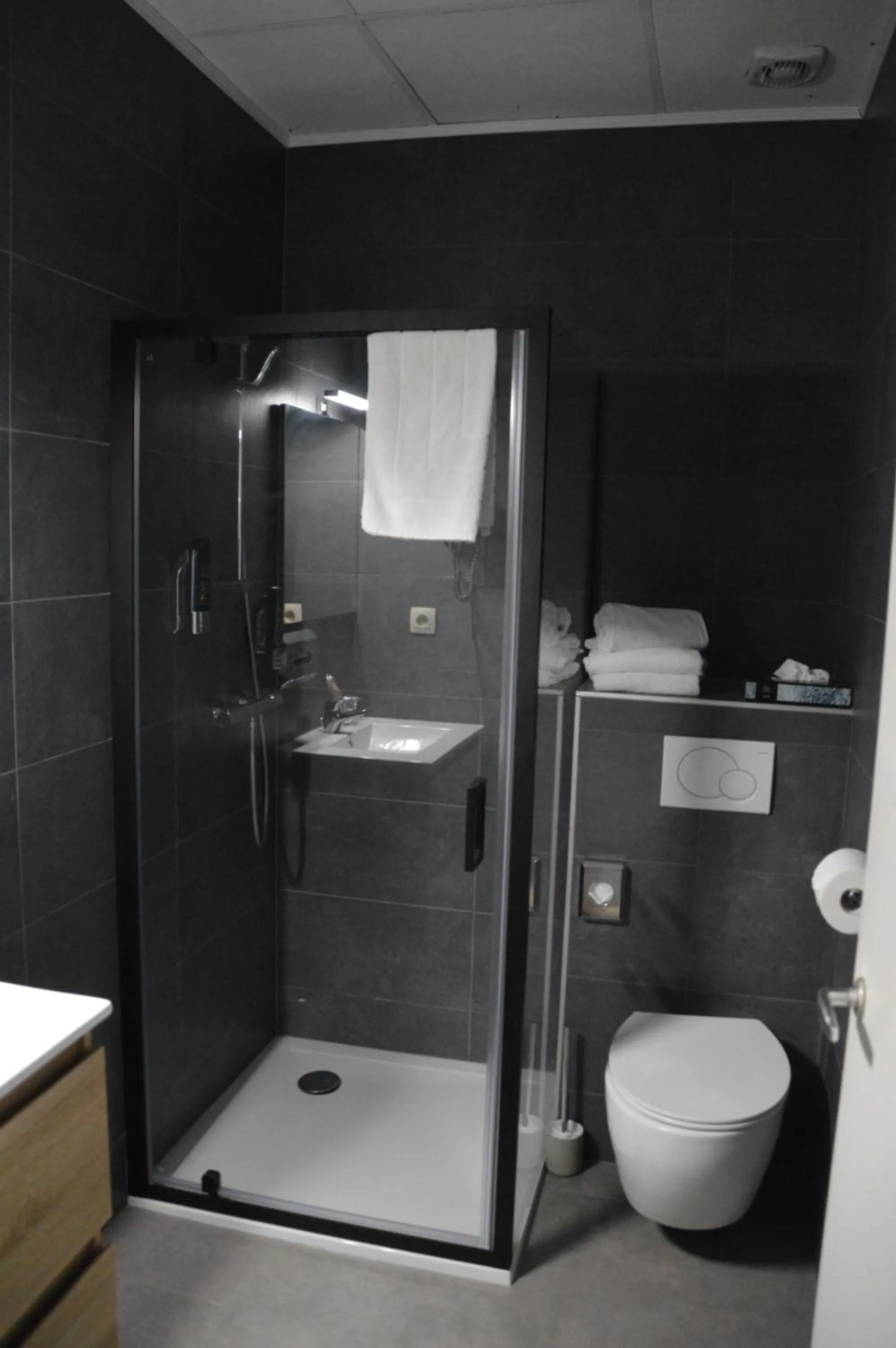 Shower in Hotel Mille Colonnes