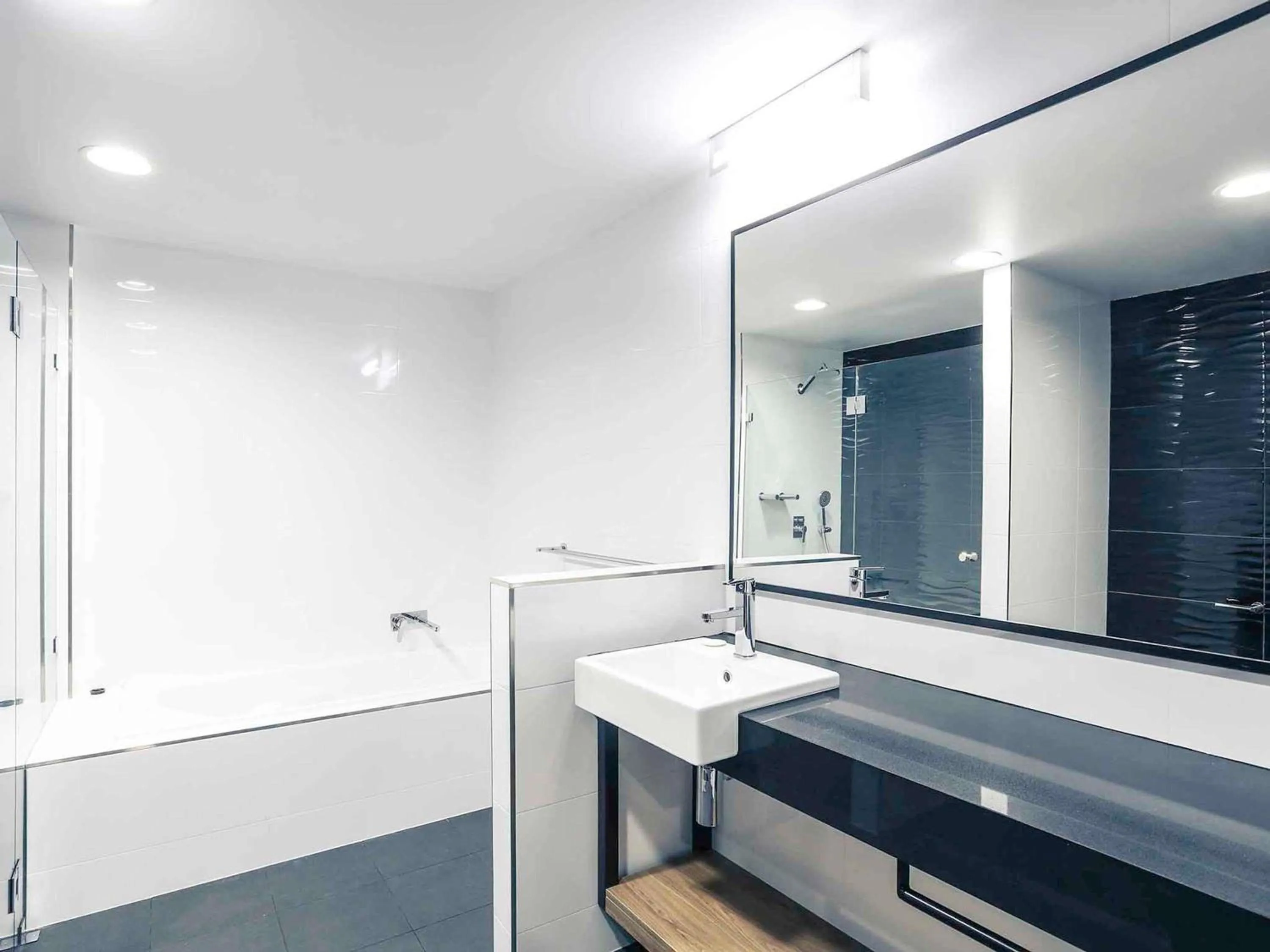 Bedroom in Mercure Tamworth