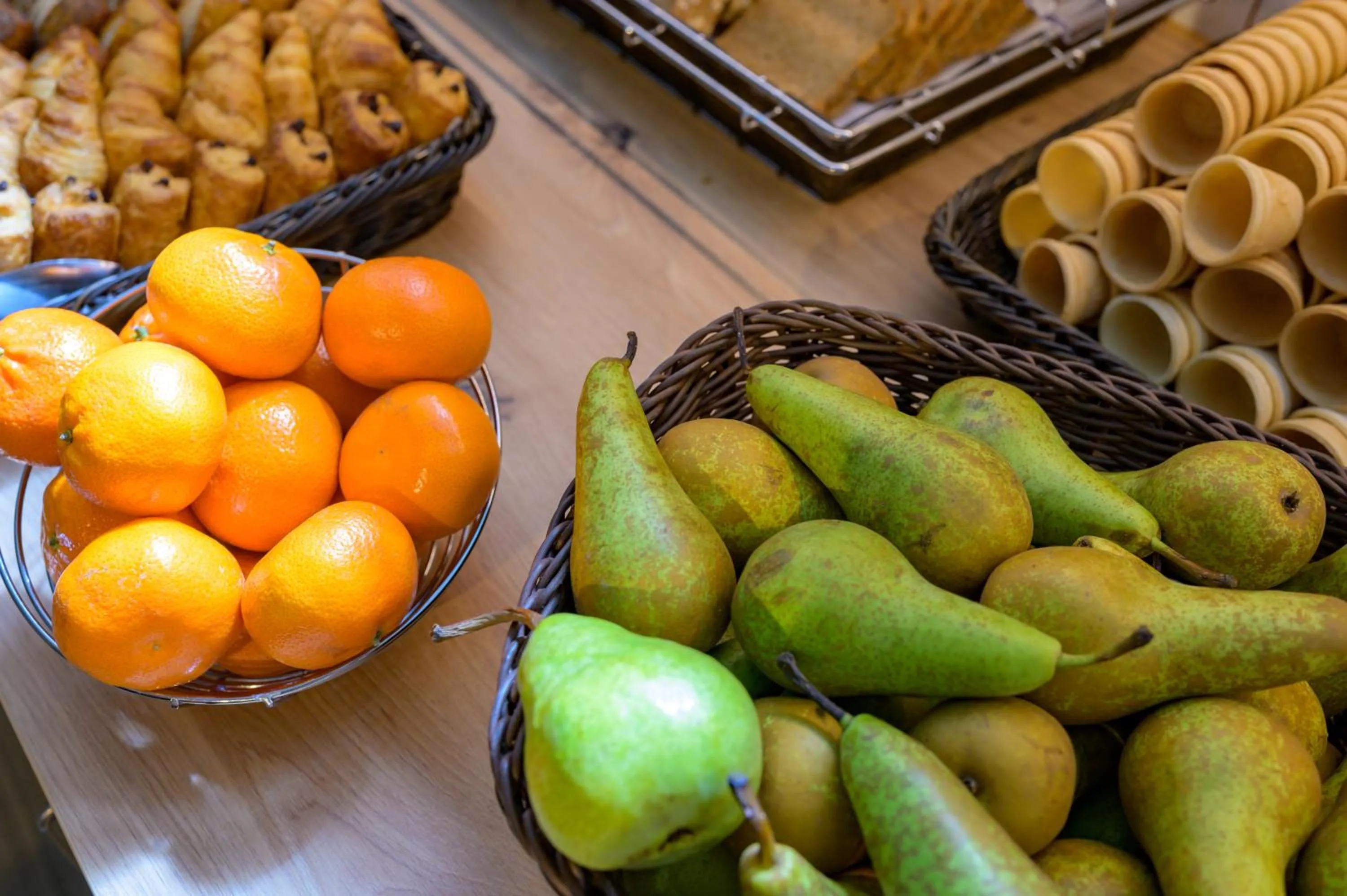 Buffet breakfast in ibis budget Hamburg St Pauli Messe - neu renoviert