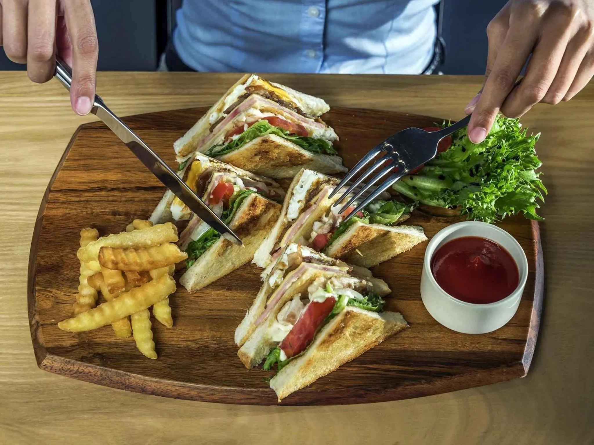 Restaurant/places to eat in ibis Bangkok IMPACT