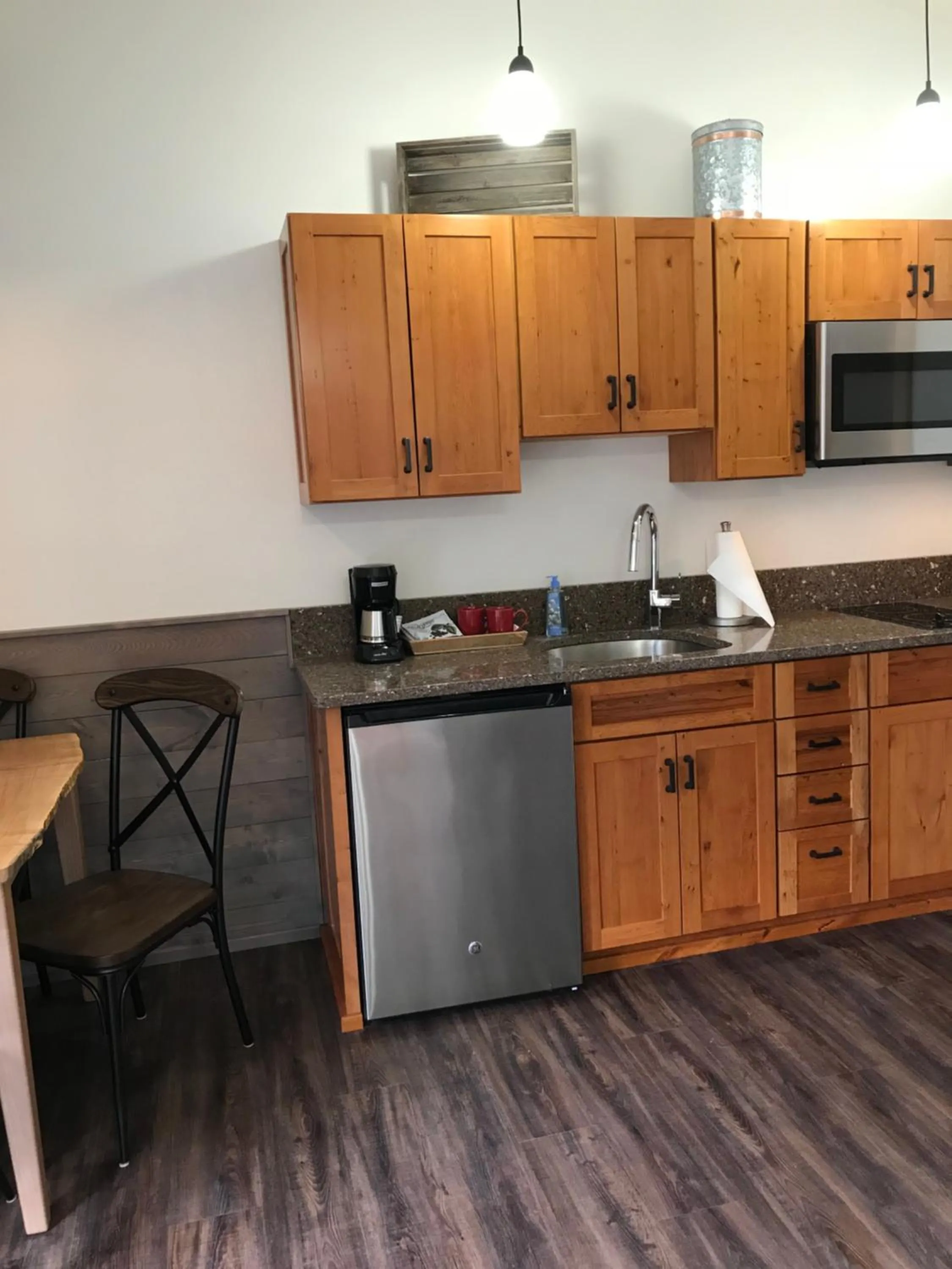 Kitchen or kitchenette in Hoh Valley Cabins