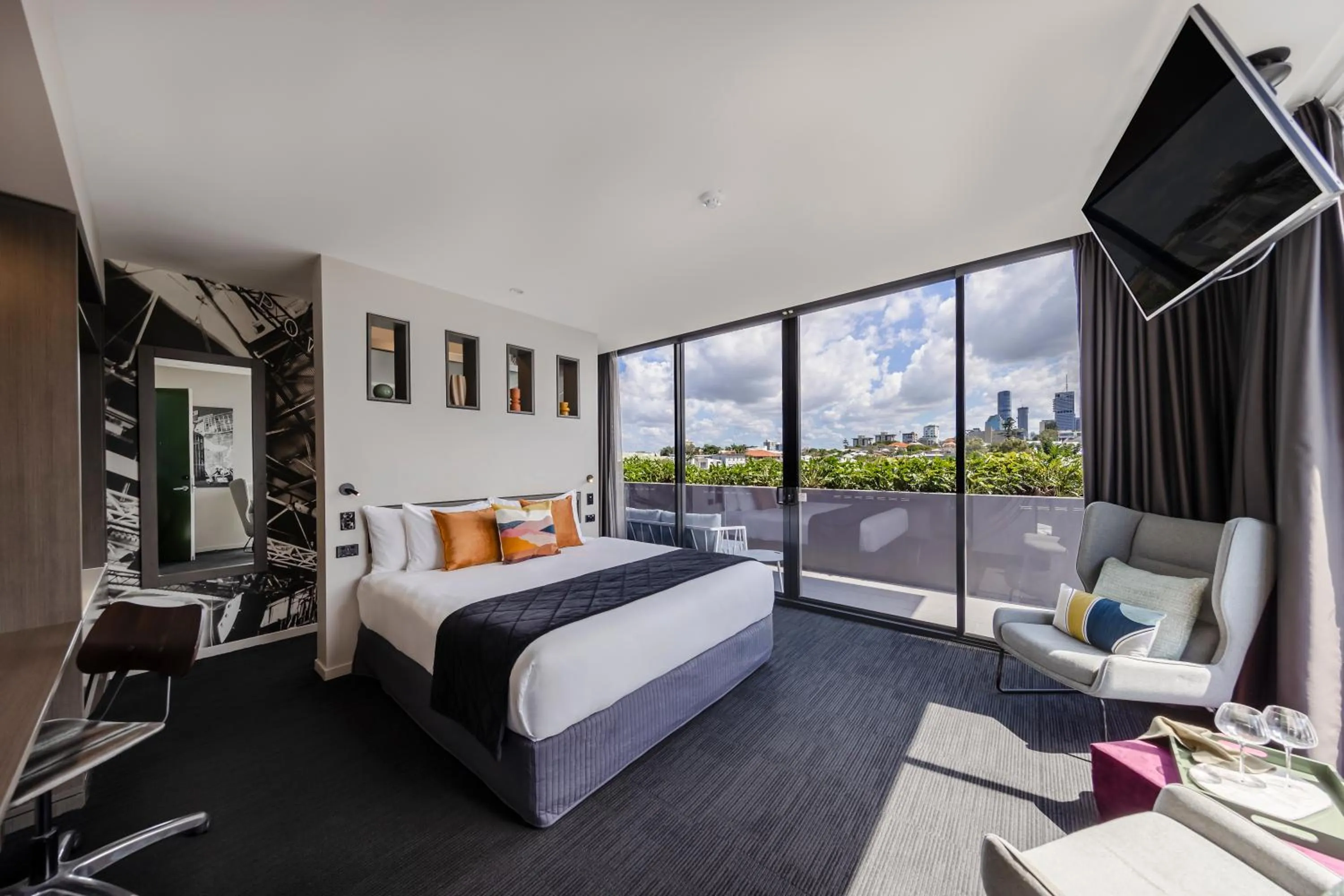 Guests, Bed in Sage Hotel James Street