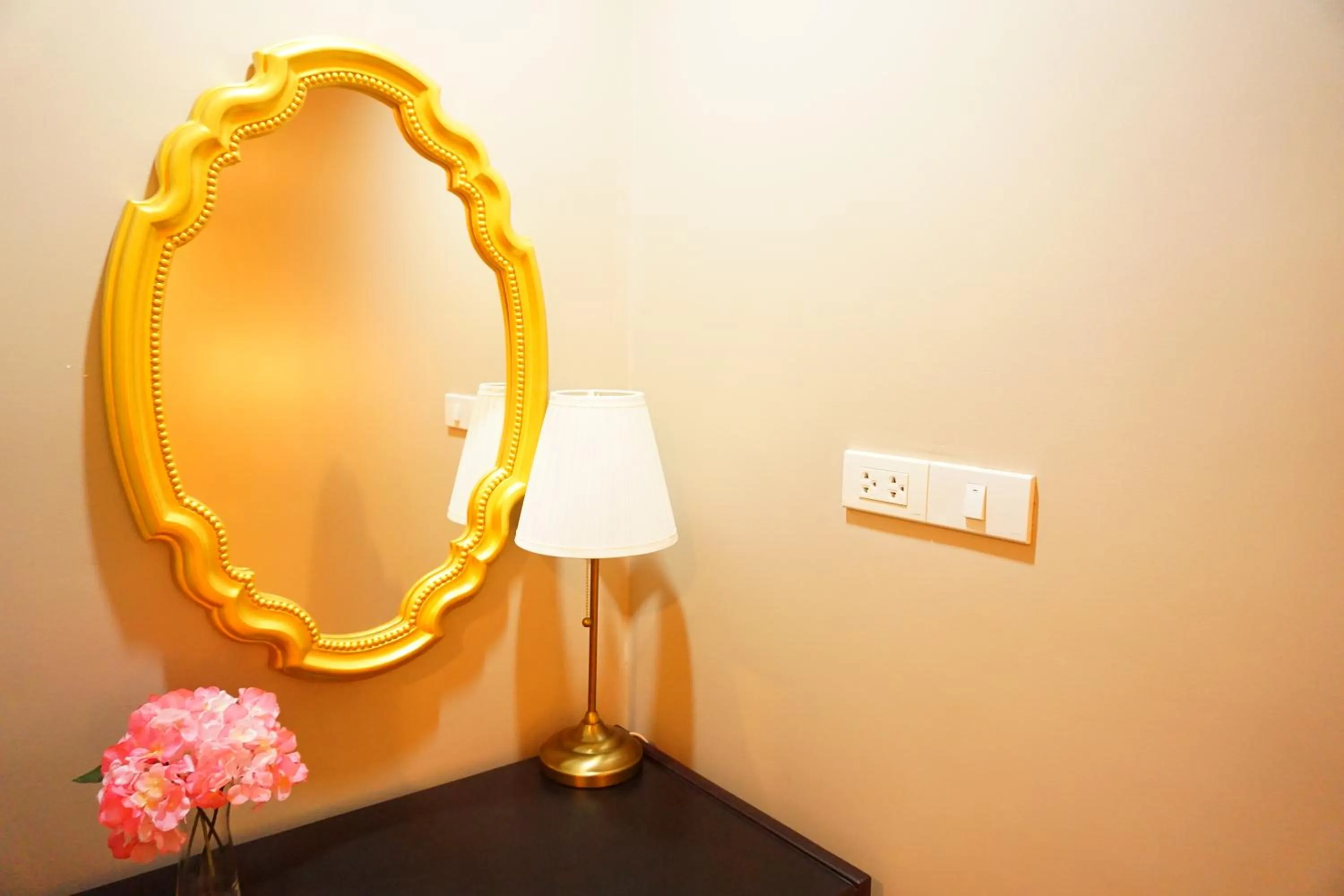 Property building in Taris Art Hotel Phrae