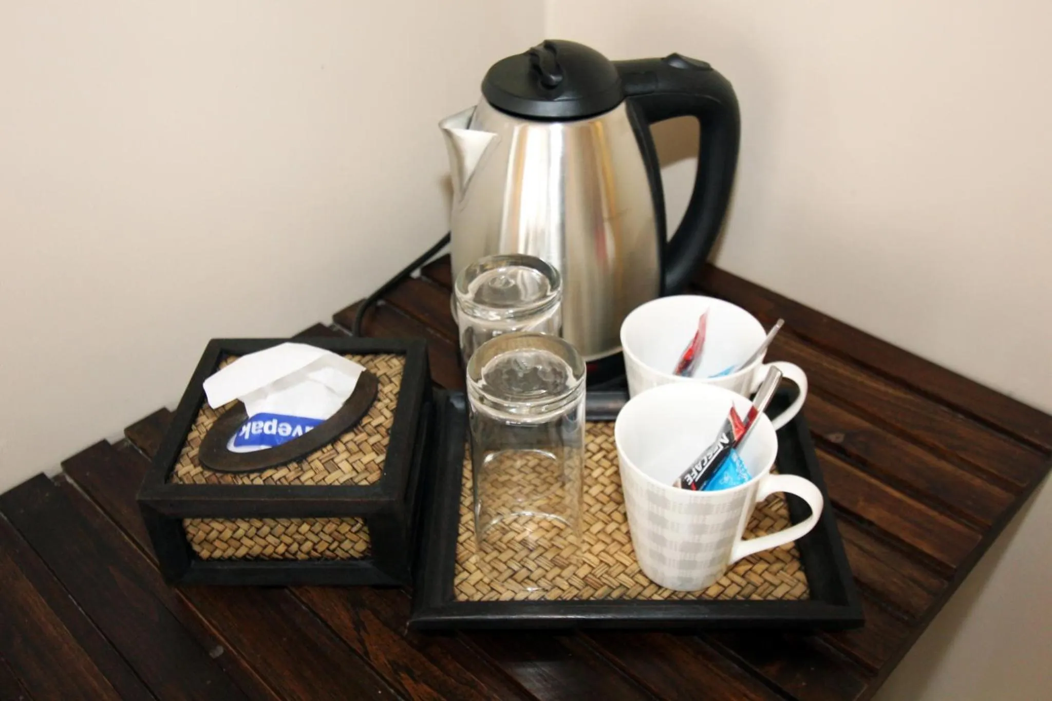 Coffee/tea facilities in Taris Art Hotel Phrae