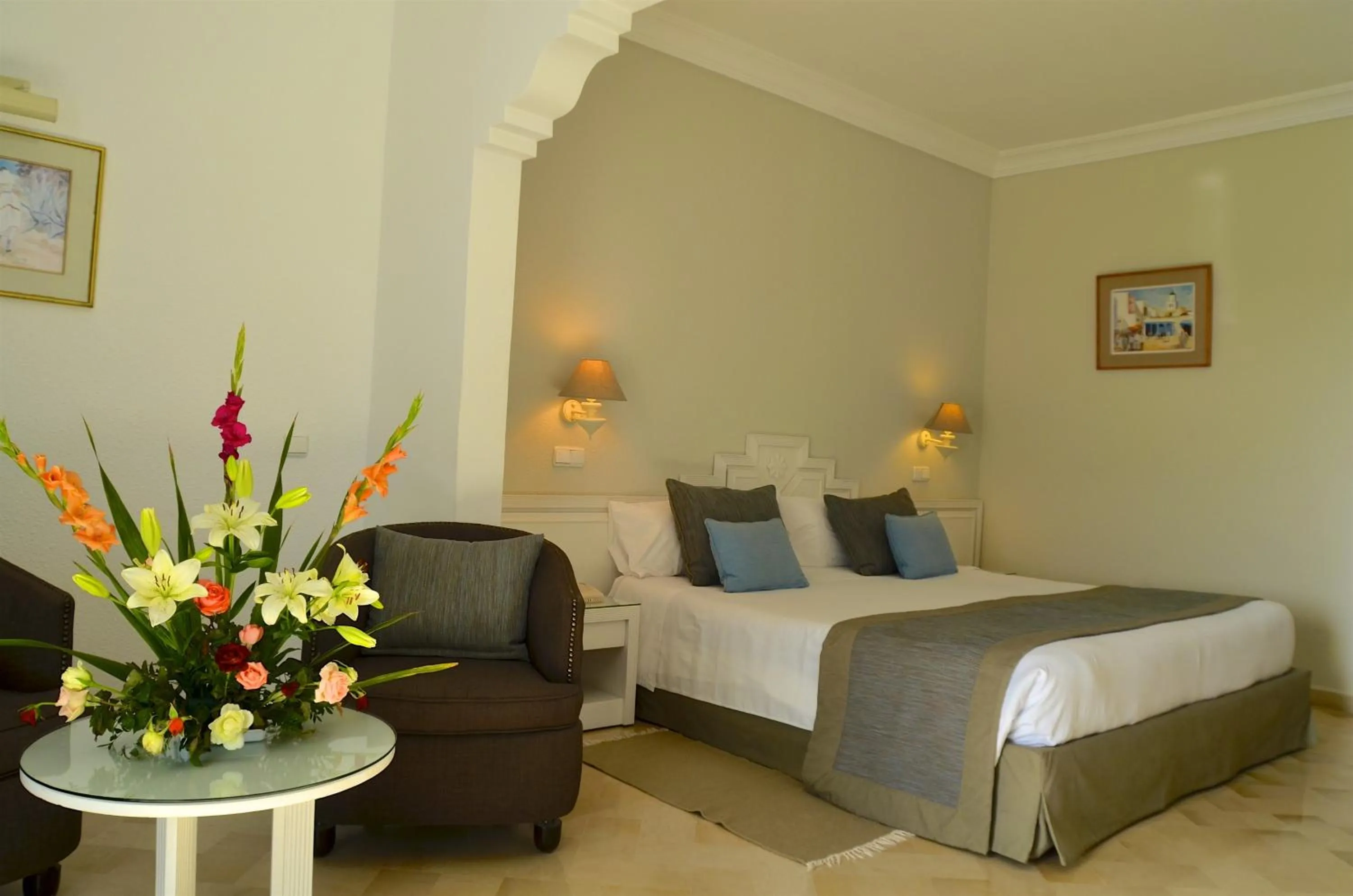 Bed in Royal Garden Palace - Families and Couples