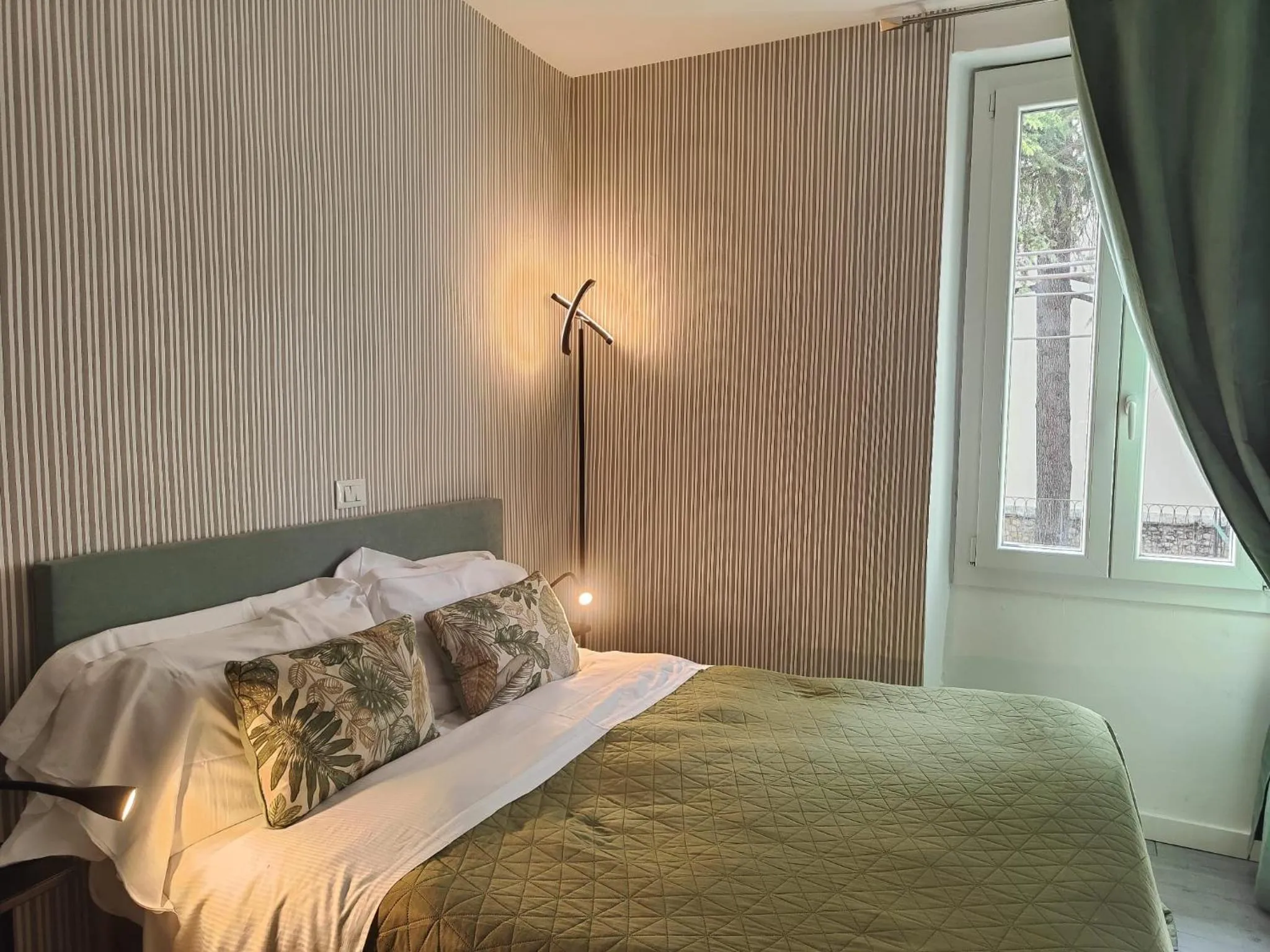 Photo of the whole room, Bed in Giardino Giusti House & Court