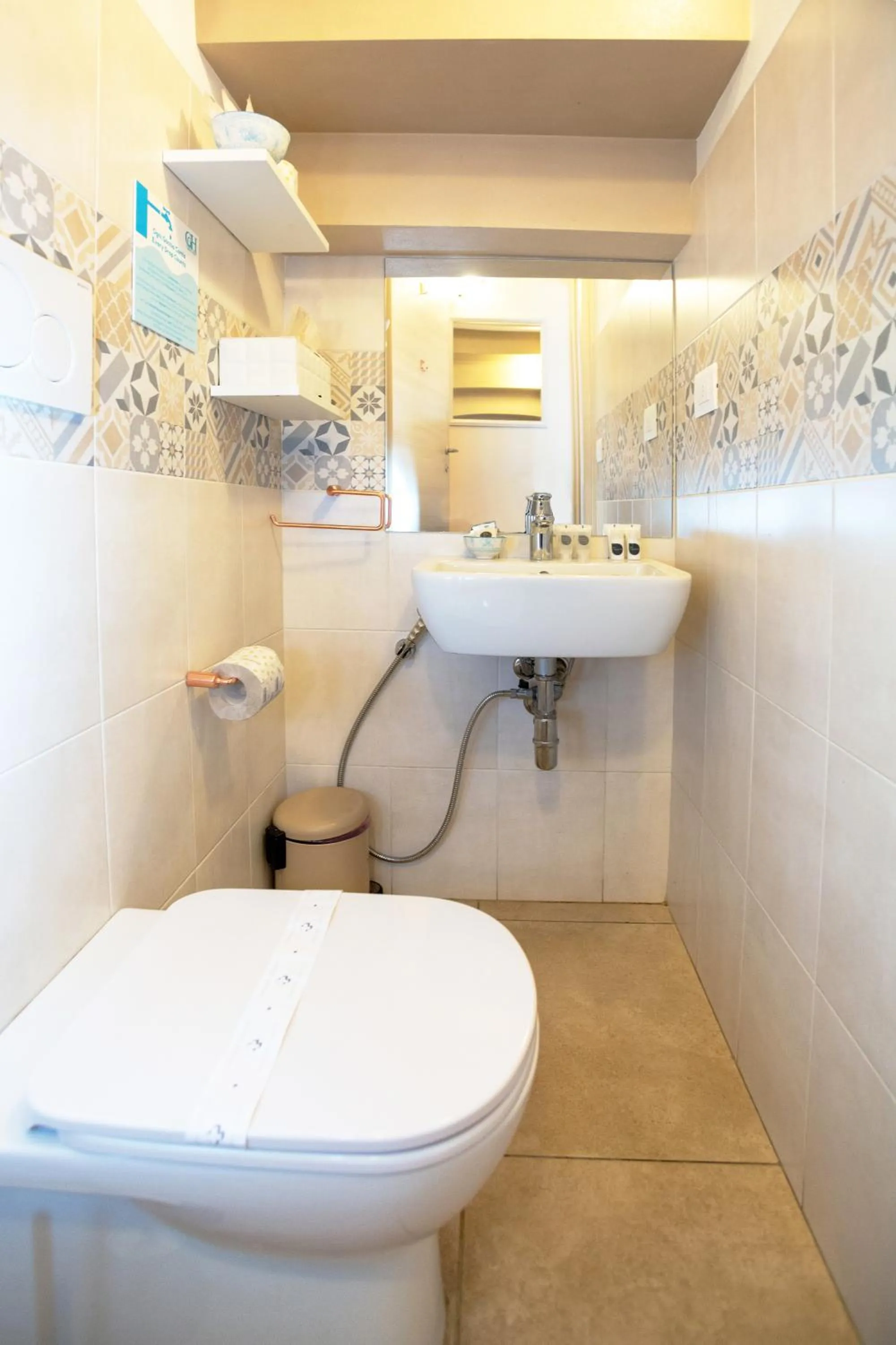 Bathroom in Giardino Giusti House & Court