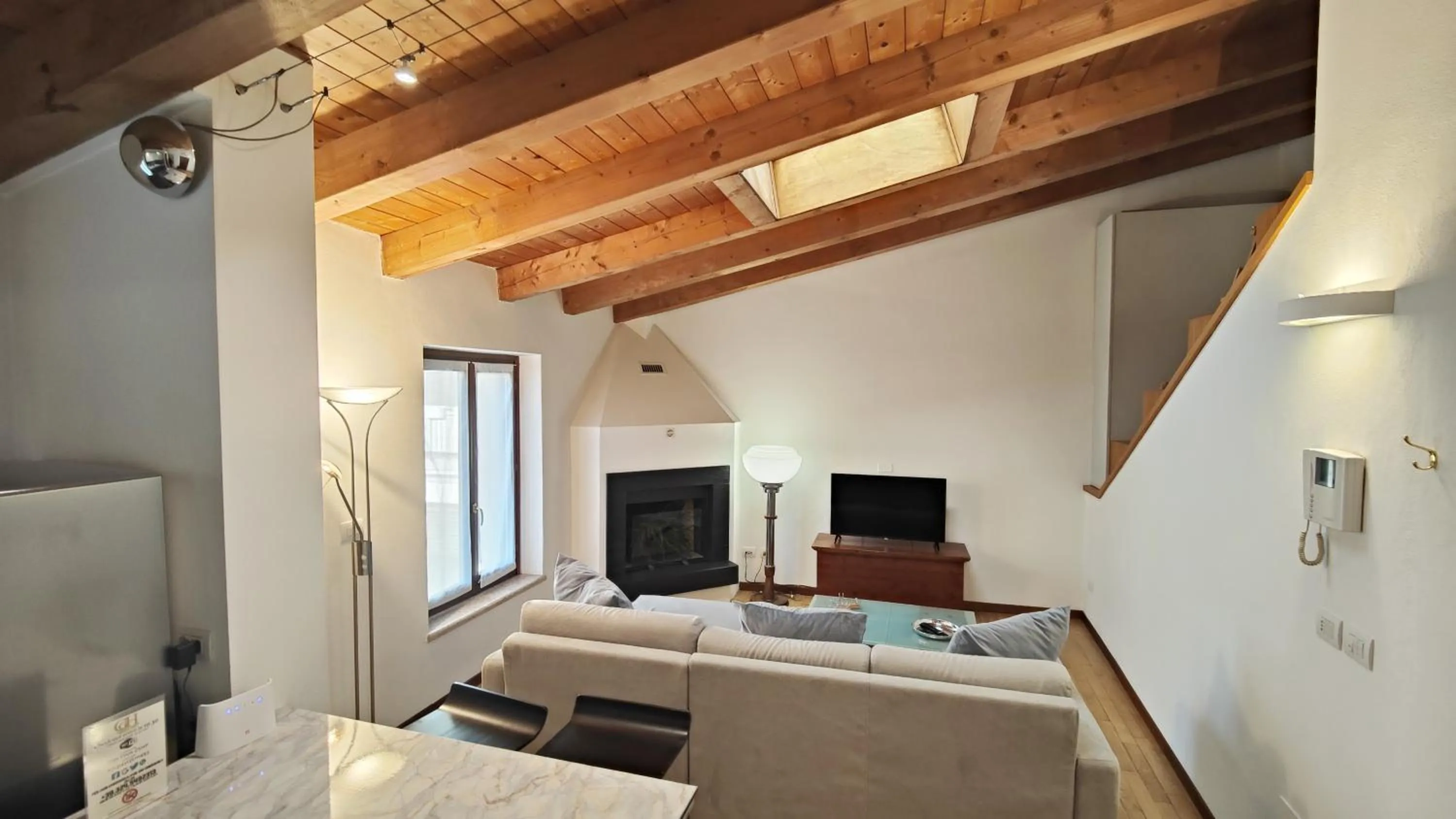 fireplace in Giardino Giusti House & Court