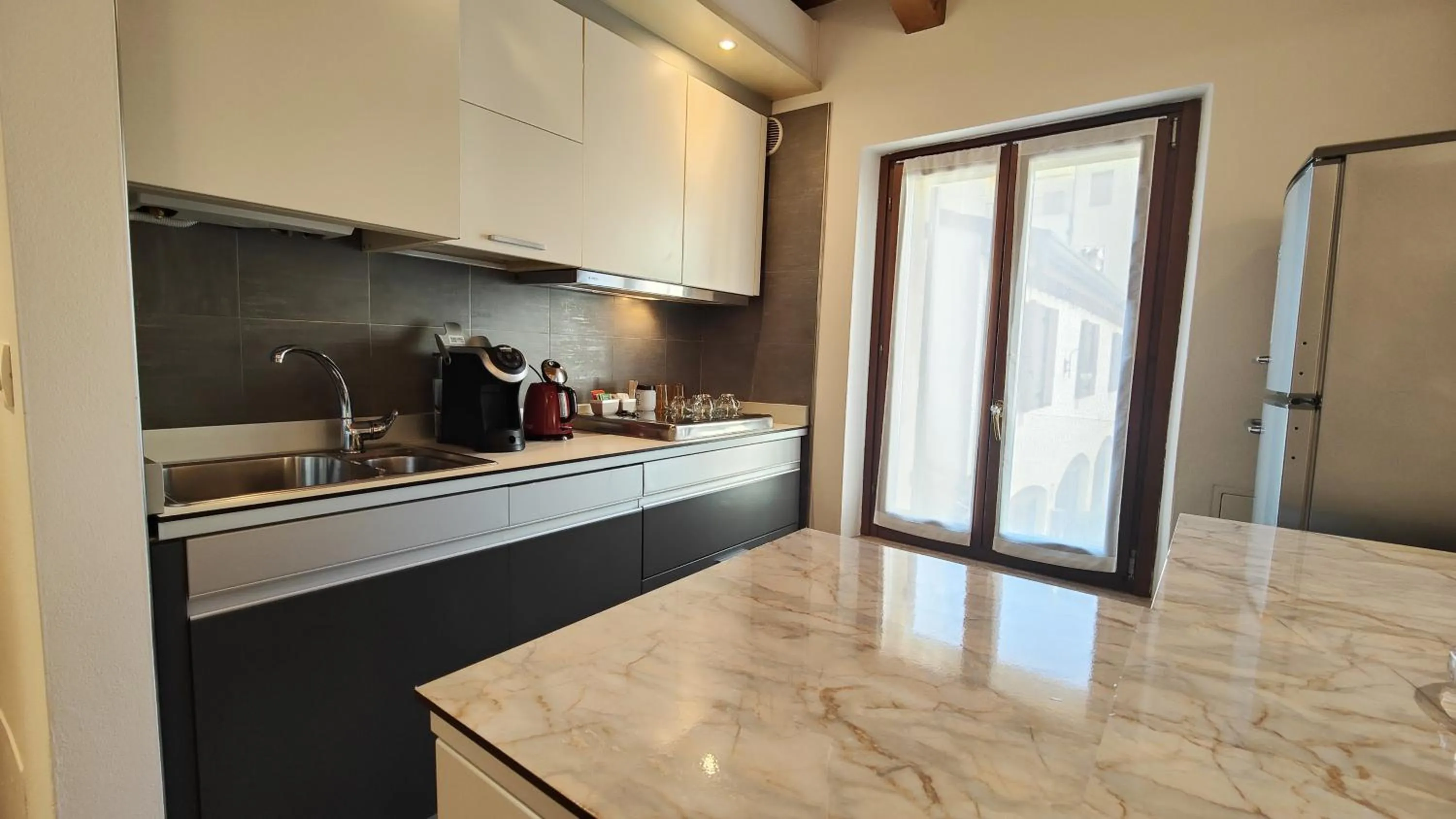 kitchen in Giardino Giusti House & Court