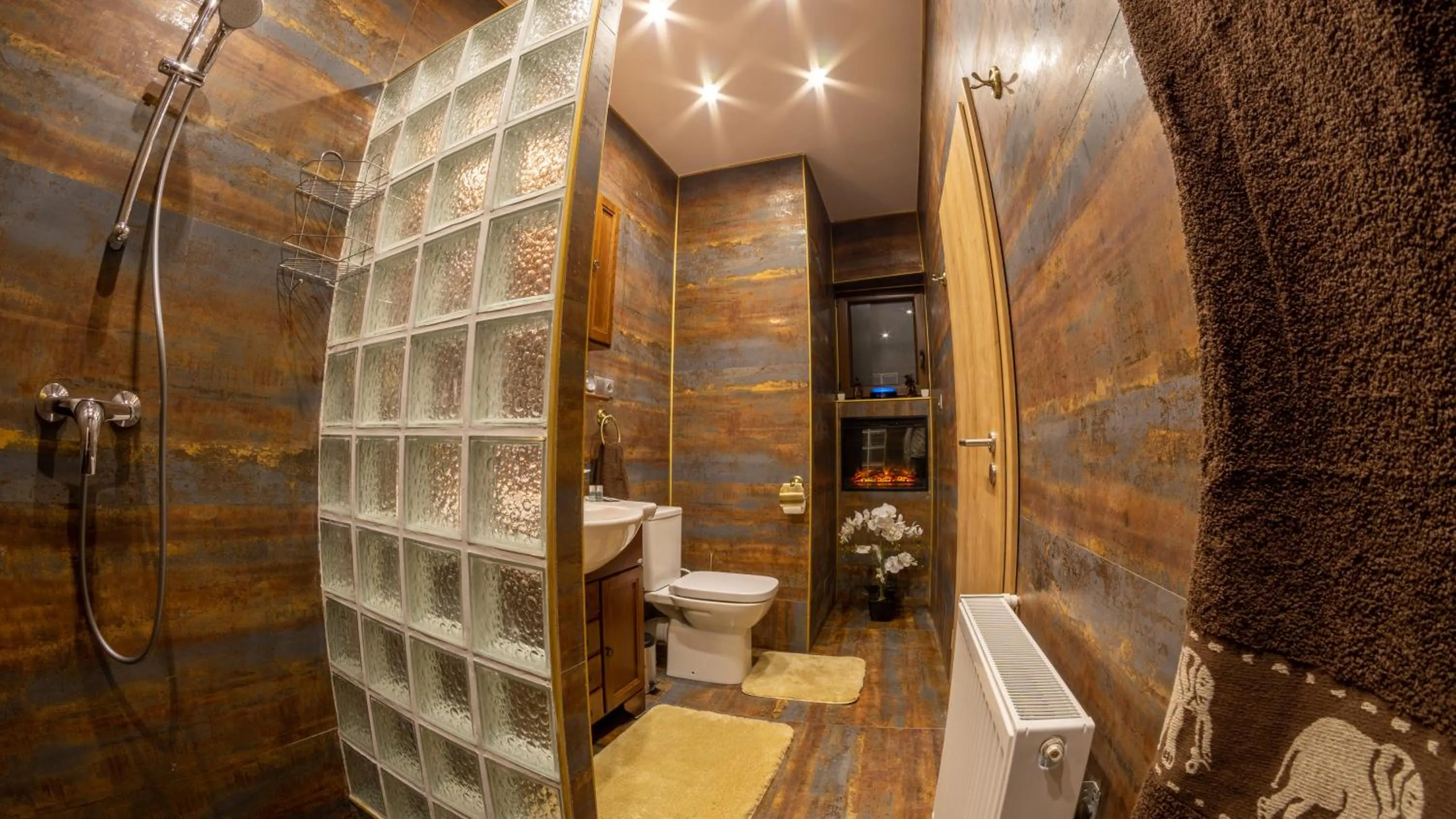 Bathroom in Hermannstadt House