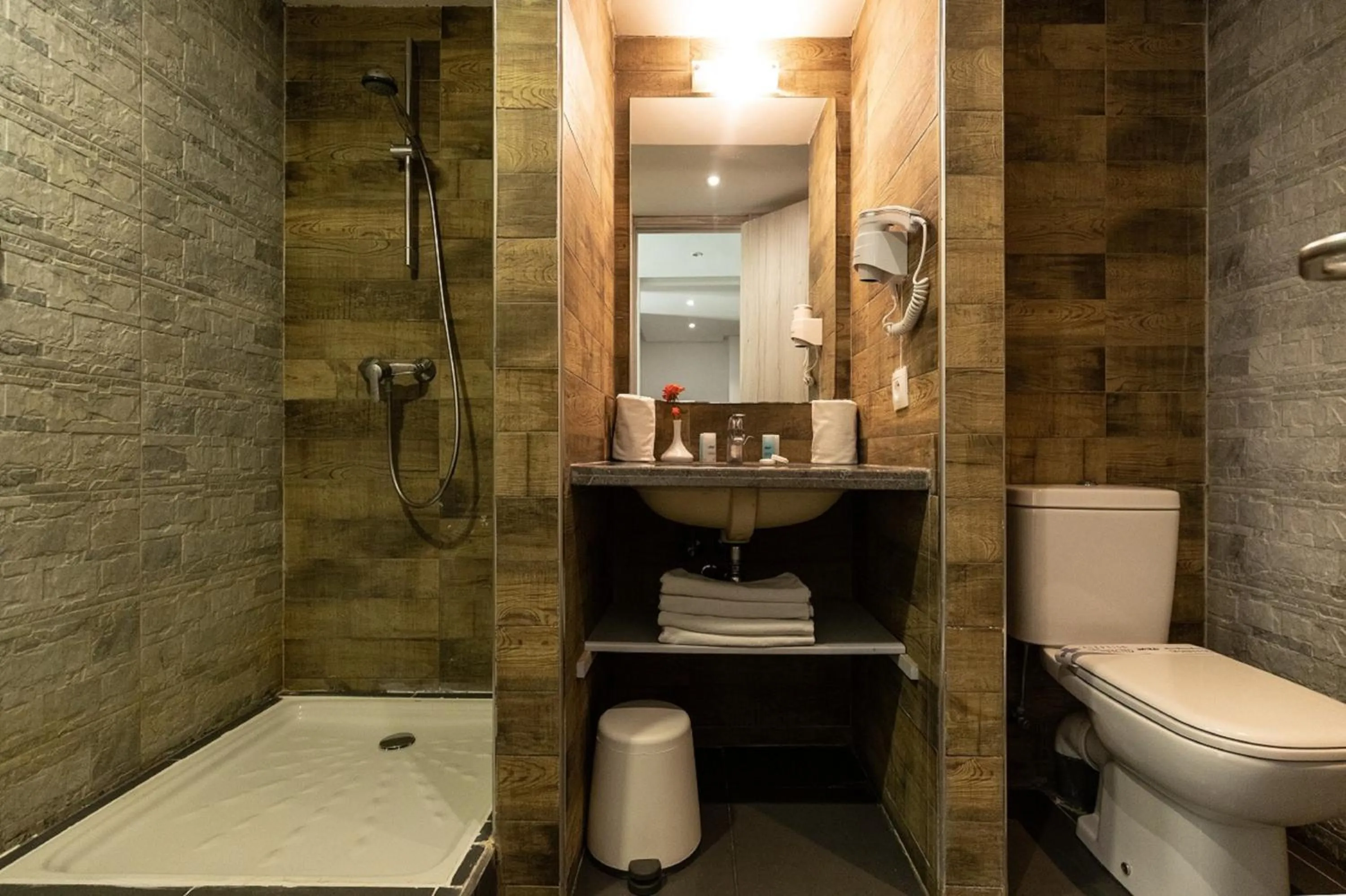 Bathroom in Wazo Appart-Hôtel