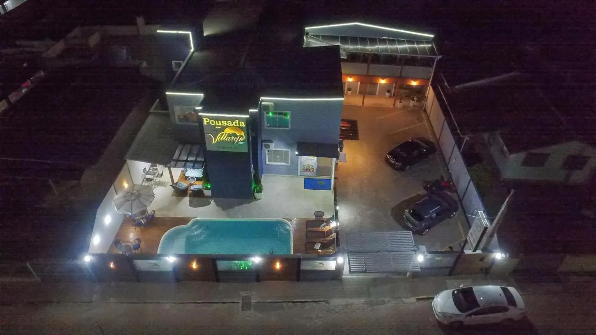 Night in Pousada Villarejo Armação