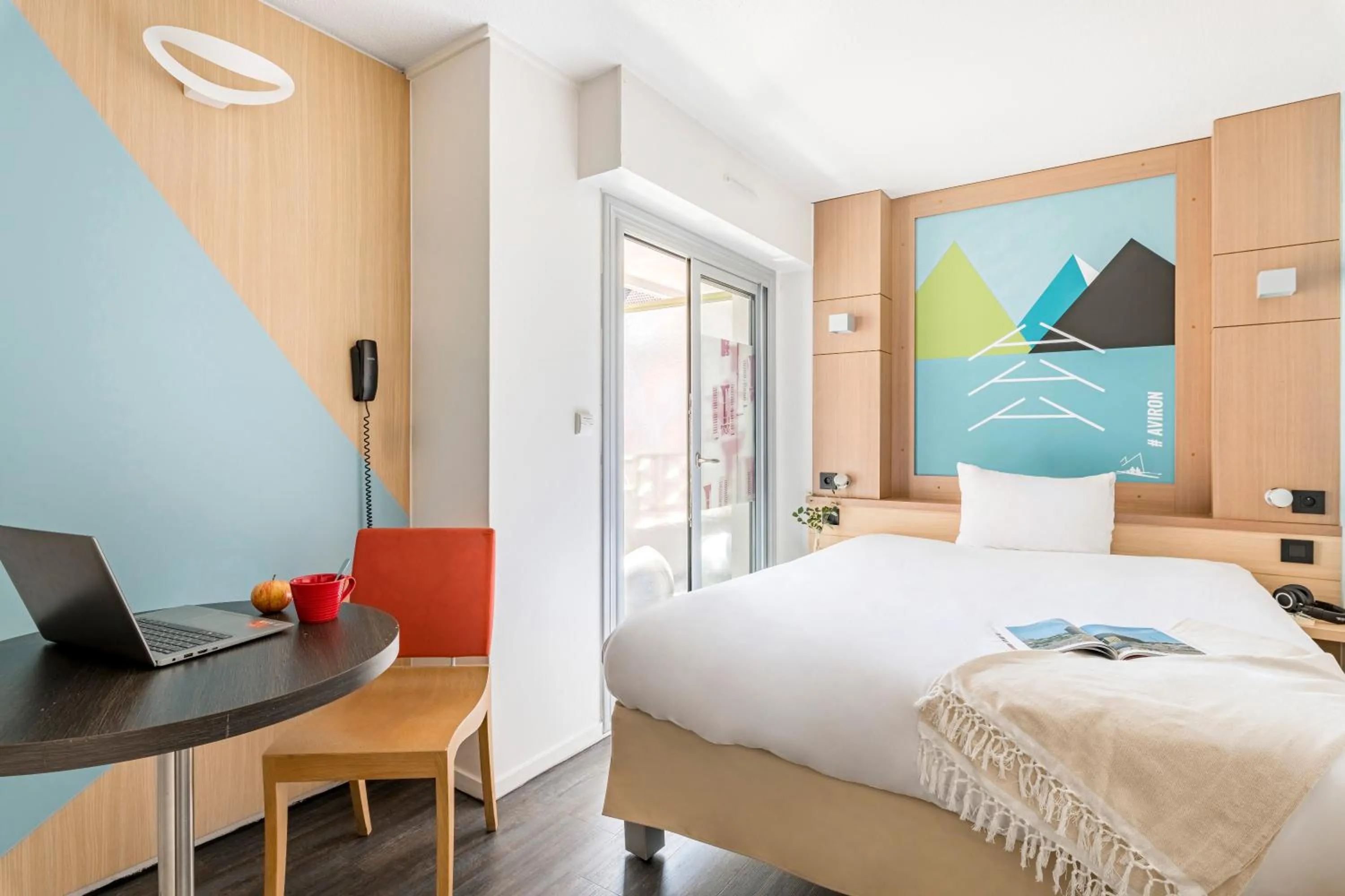 Bed in ibis Styles Annecy Centre Gare