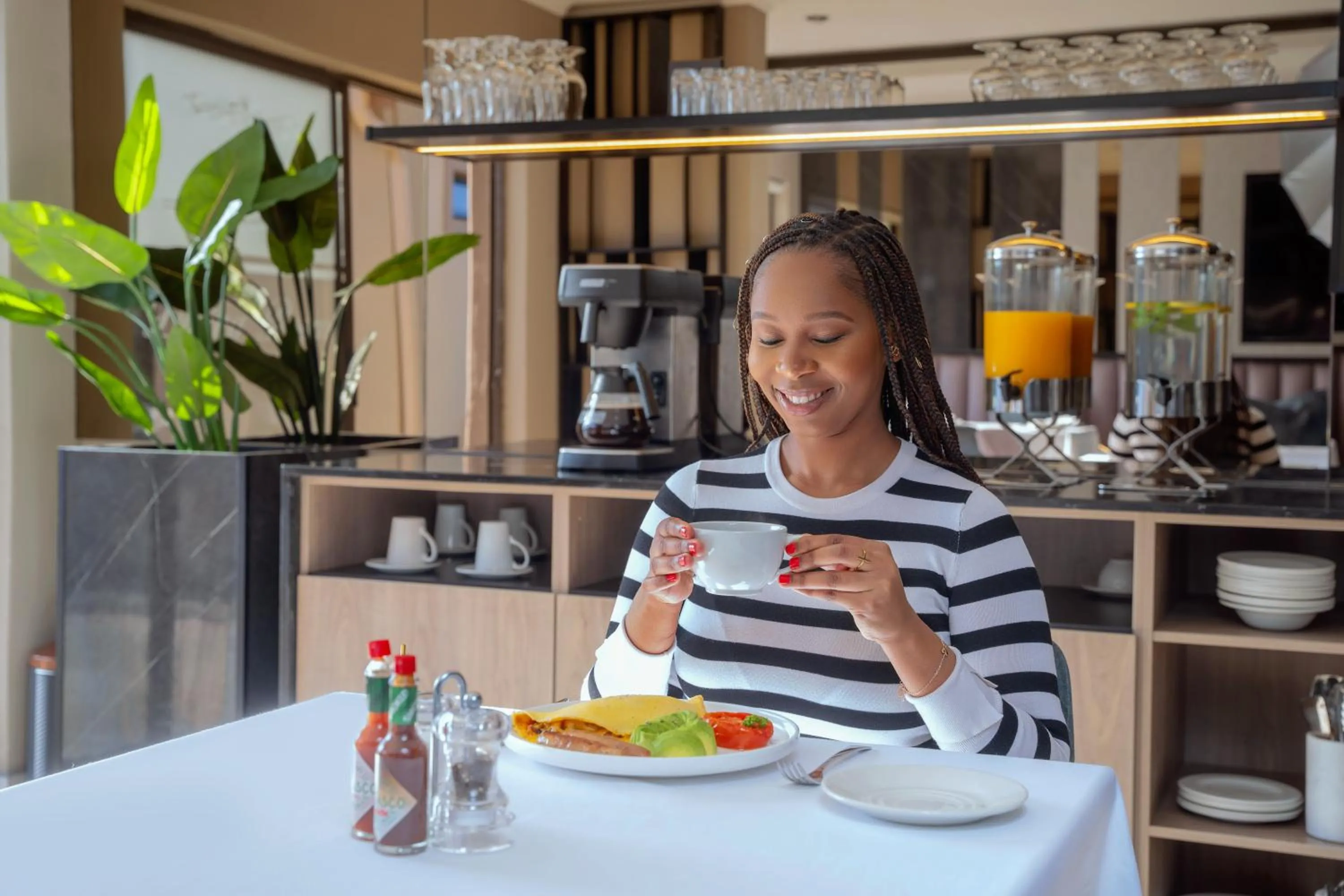 Restaurant/places to eat in Q's Boutique Stay