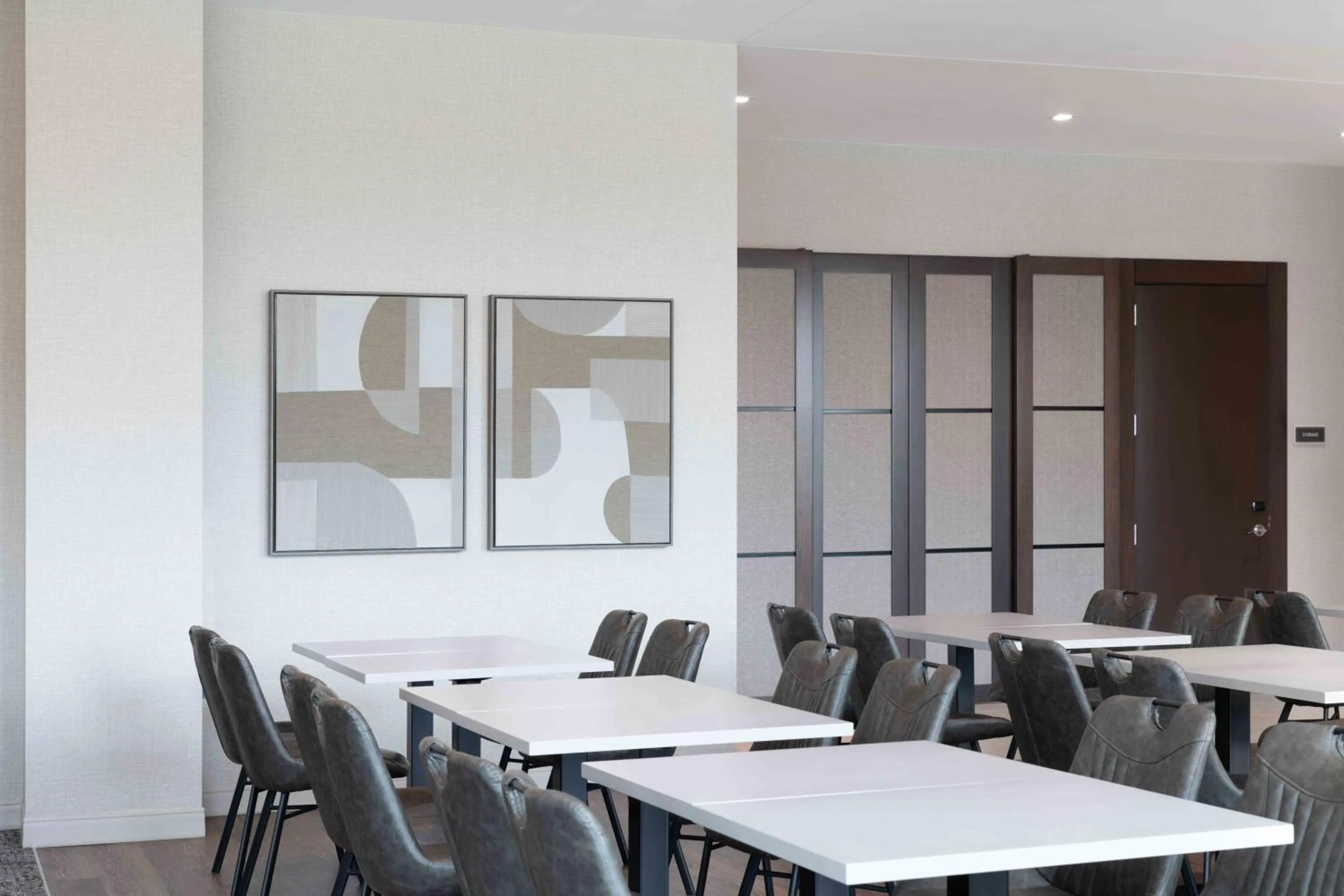 Dining area in Homewood Suites By Hilton Boston Logan Airport Chelsea