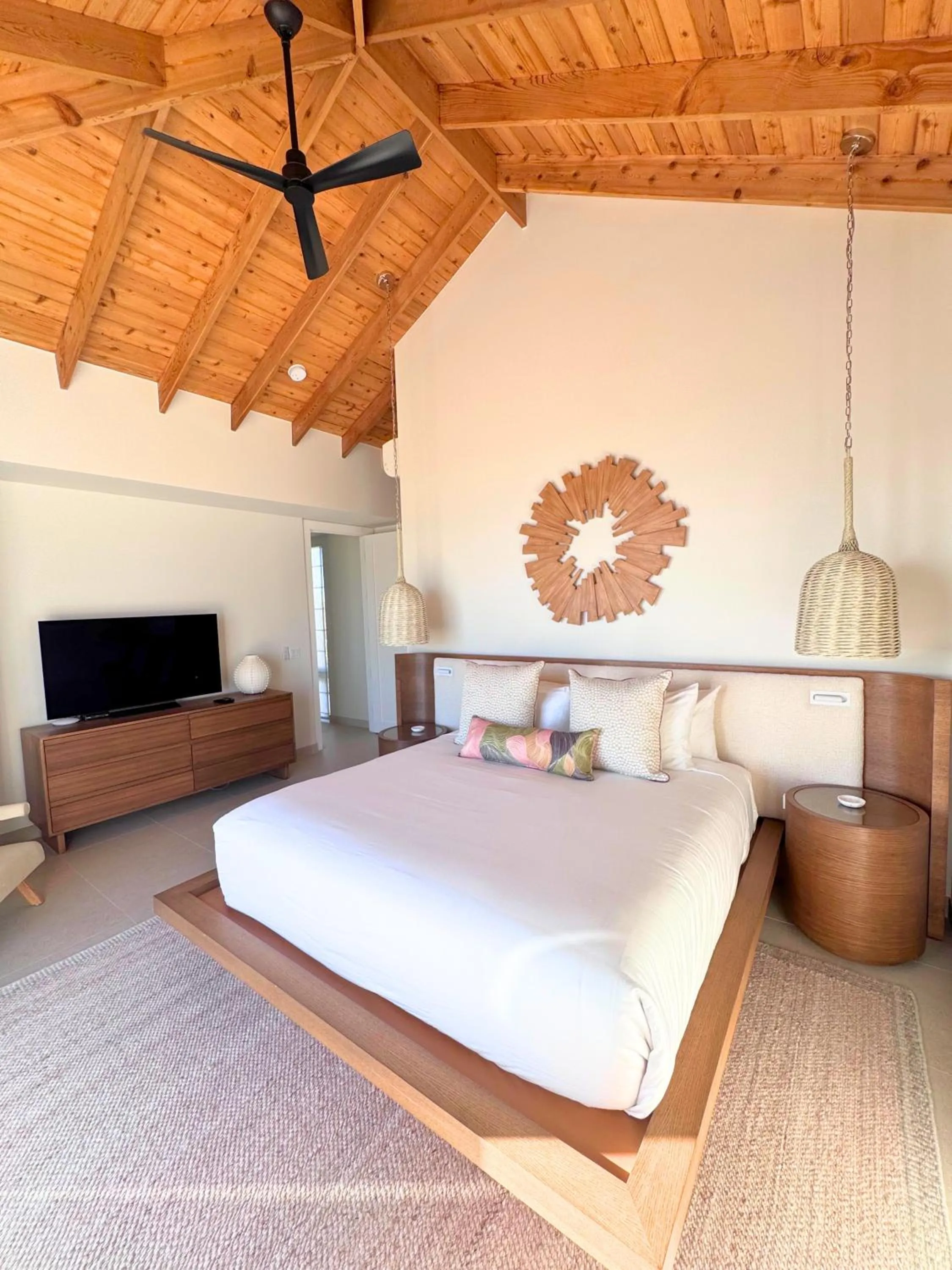 Bedroom, Bed in Sailrock South Caicos, Small Luxury Hotels of the World
