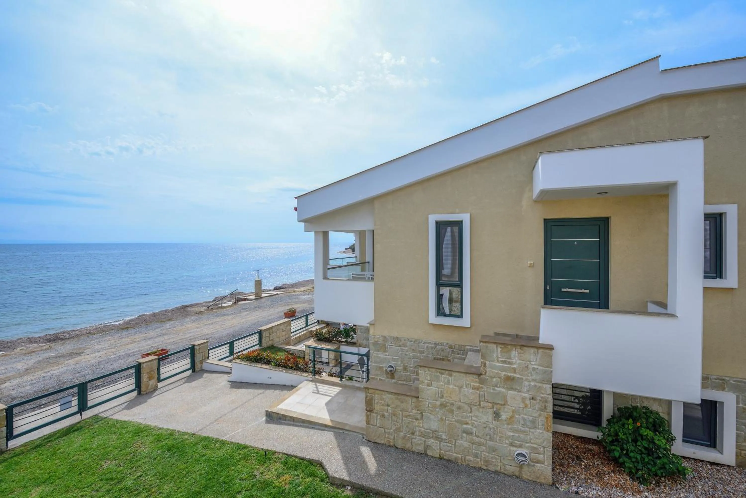 Elpiniki Luxury Apartments