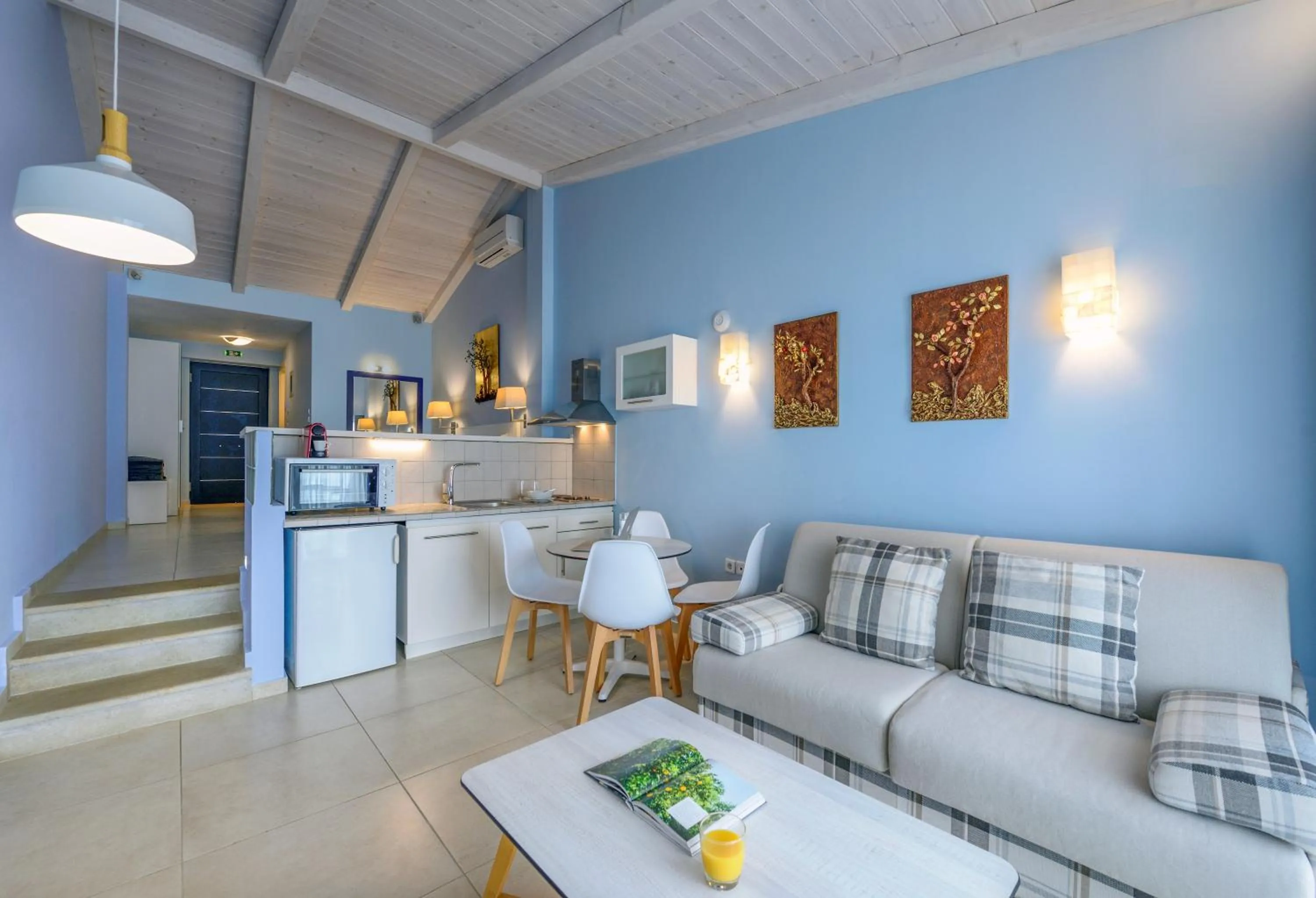 Kitchen or kitchenette in Elpiniki Luxury Apartments