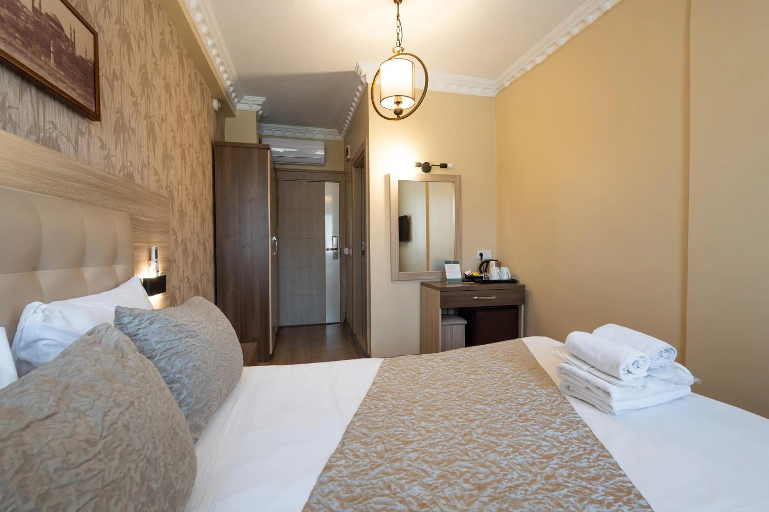 Bed in Sultanahmet inn Hotel