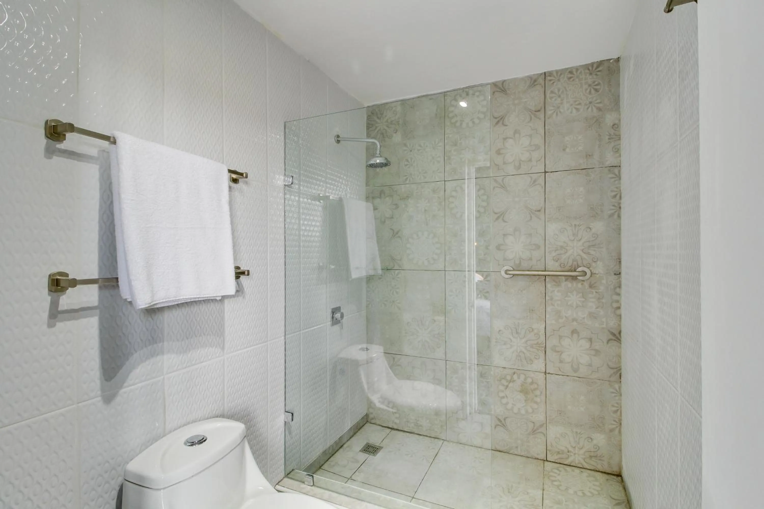 Shower in Casa Puente Hotel Boutique