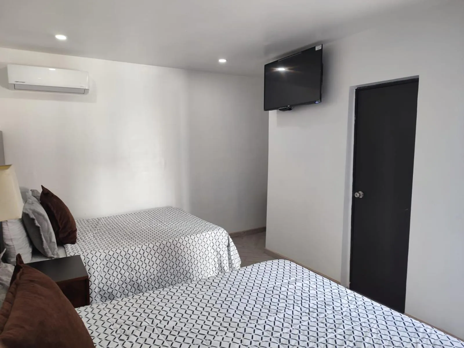 Bed in Hotel Don Quijote