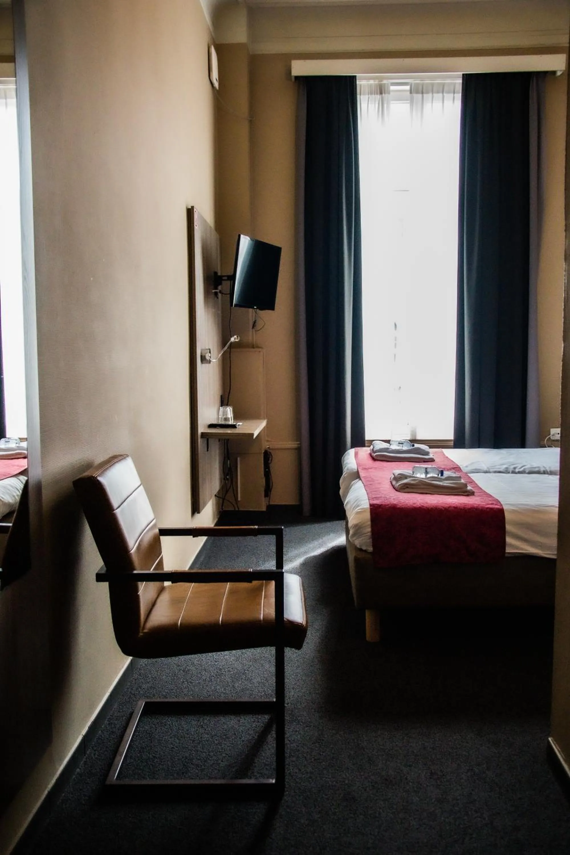 Bed in Hotel Industrie