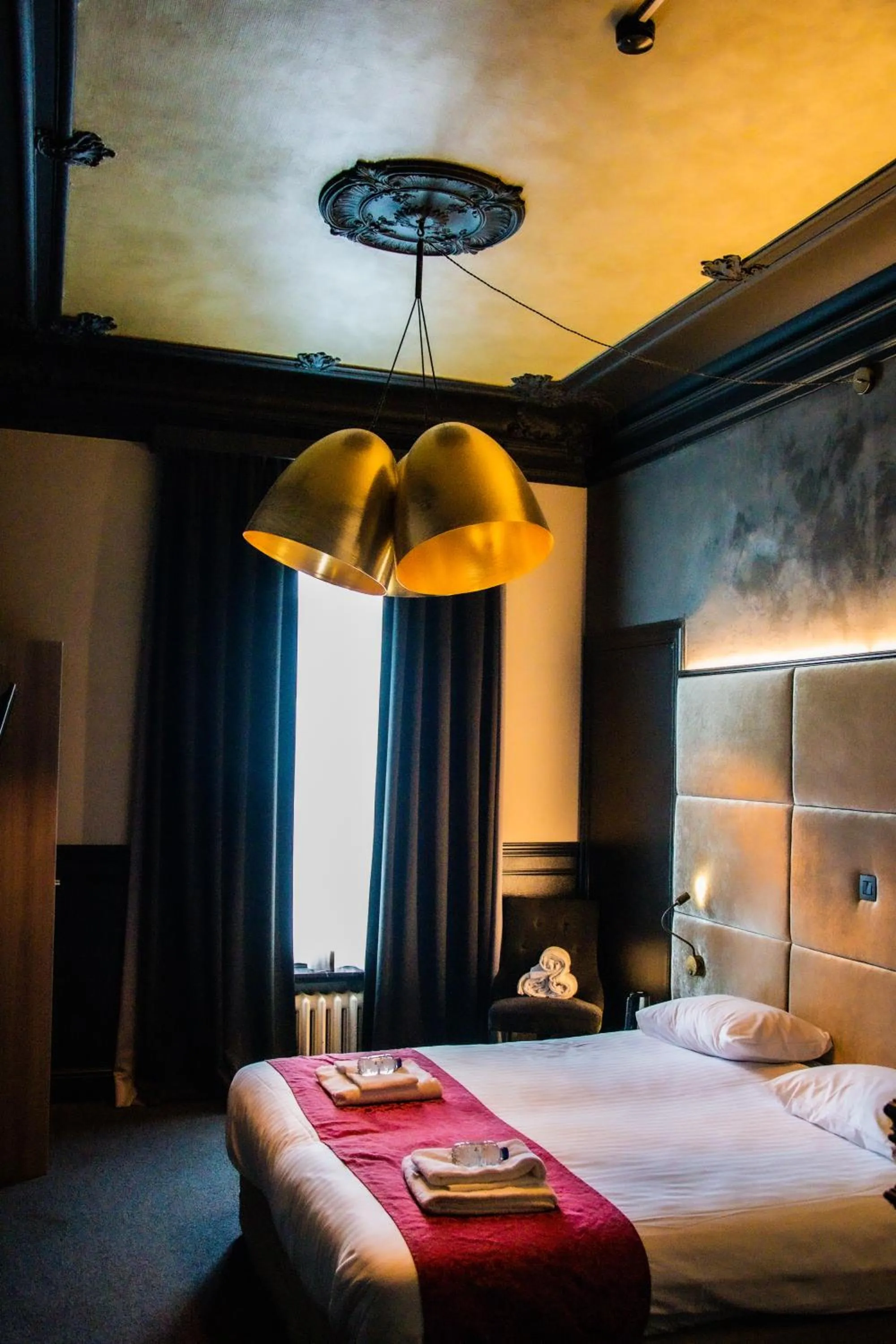 Bed in Hotel Industrie