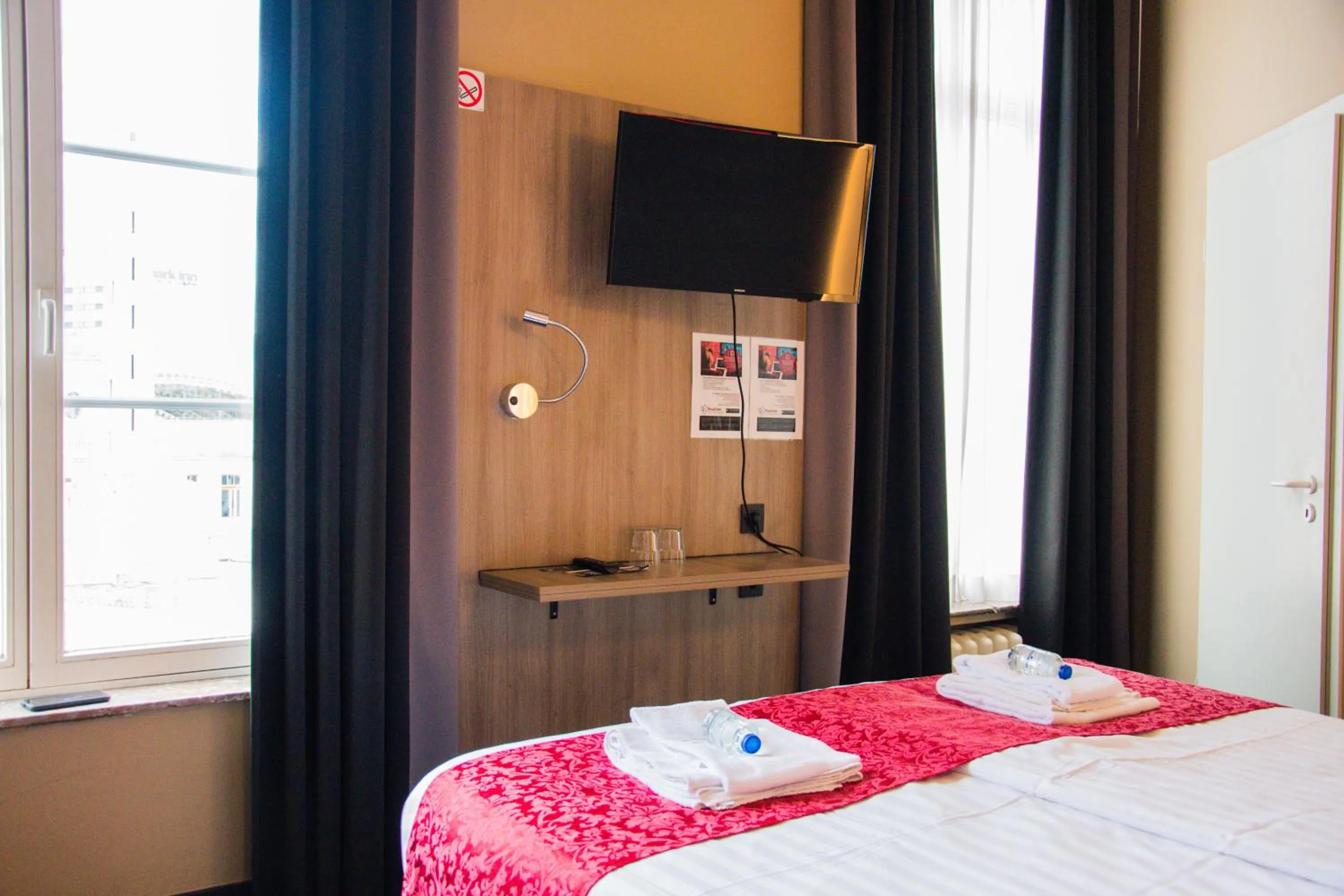 Bed in Hotel Industrie