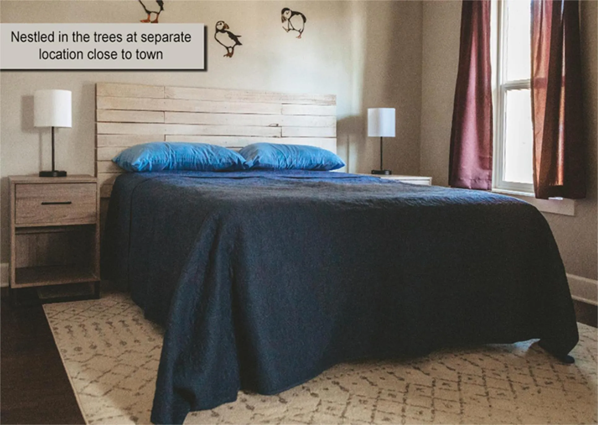 Bed in Alaskan Suites