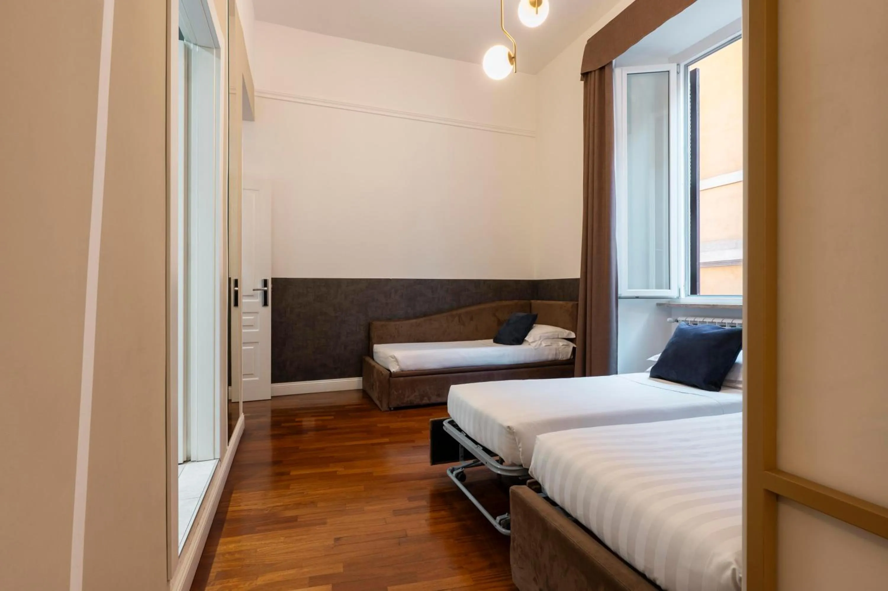 Bed in Vittoriano Suite