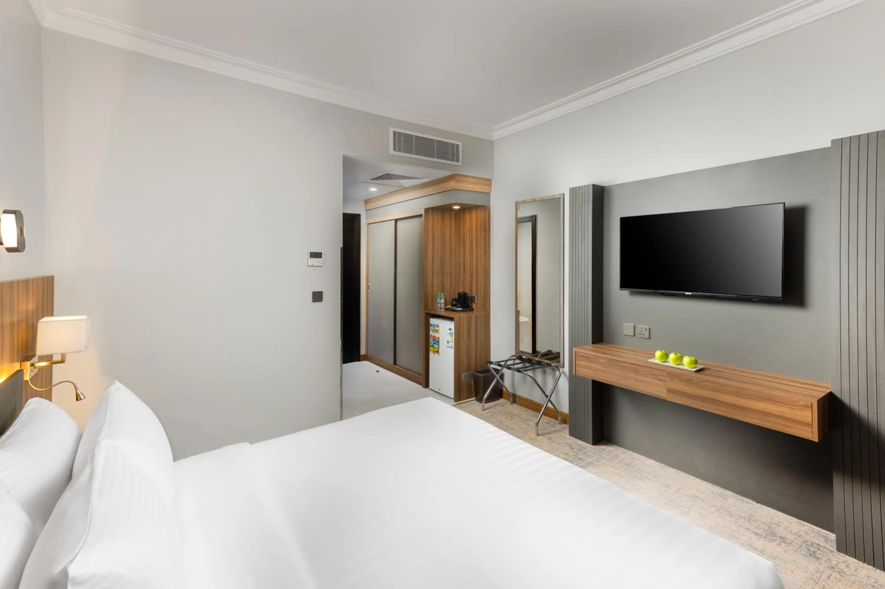 Bed in Ewan Dar Alhejra Hotel