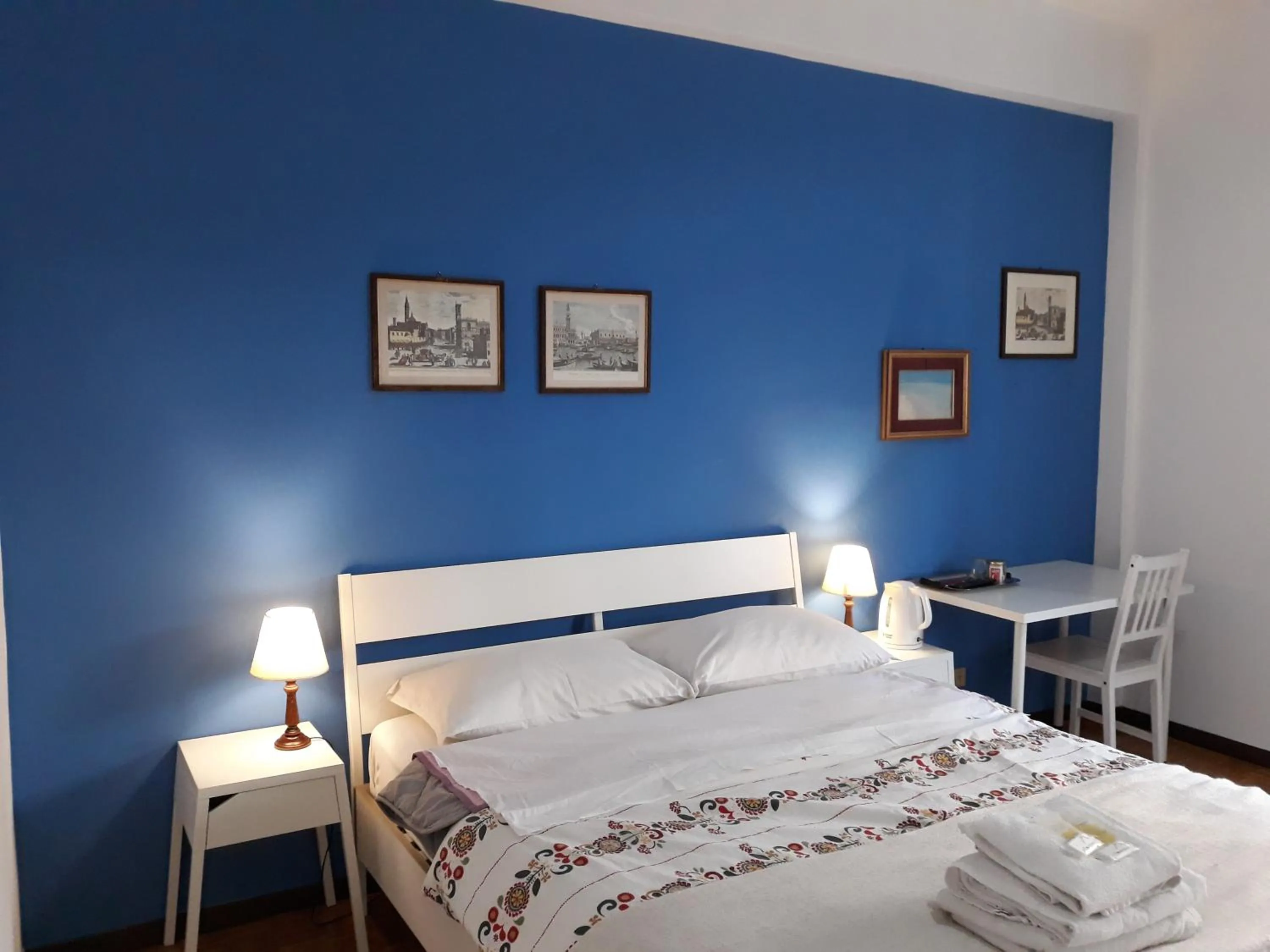 Photo of the whole room in My Sweet Rooms