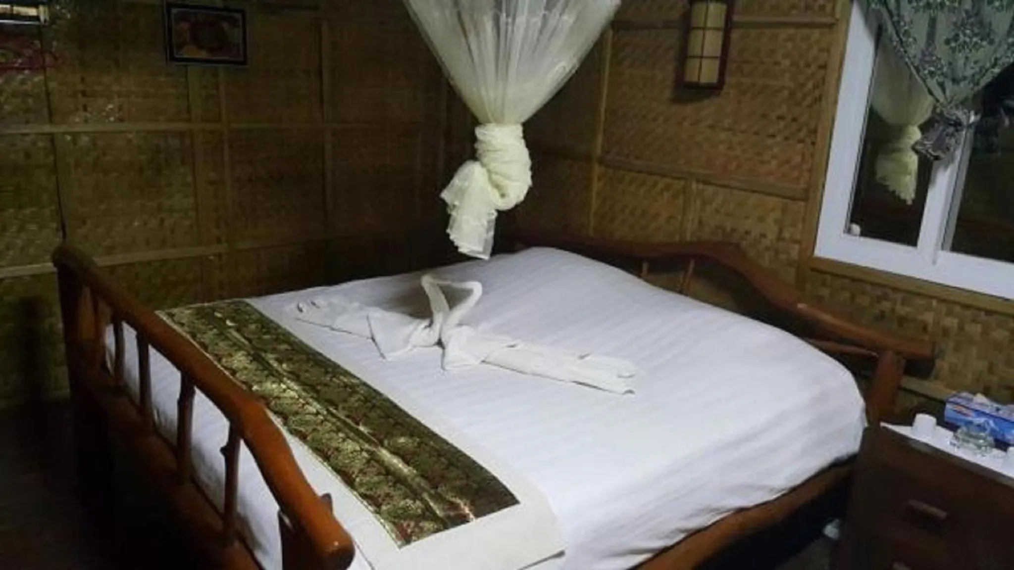 Bedroom, Bed in Soe Ko Ko Beach House & Restaurant