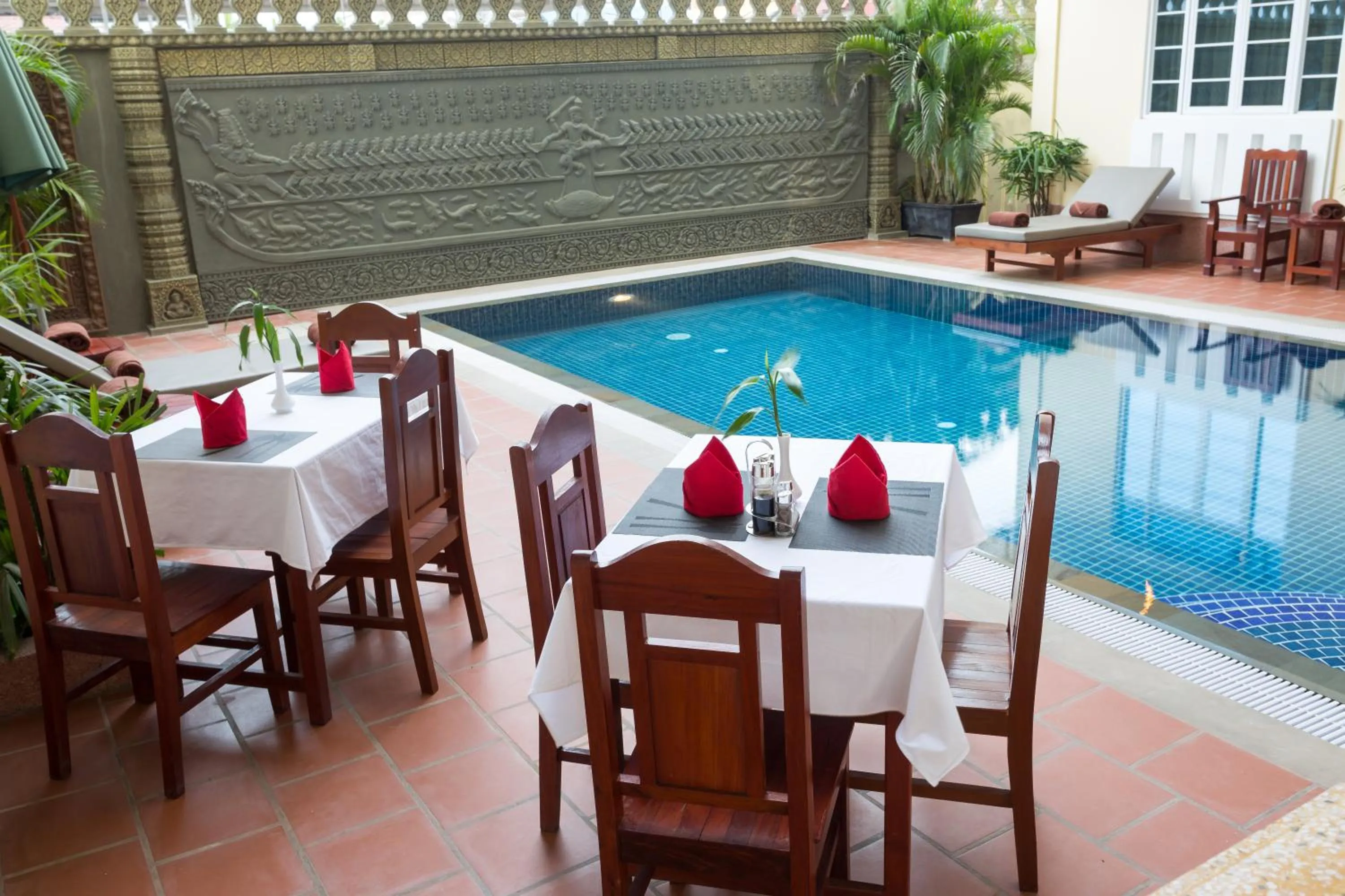 Restaurant/places to eat in Grand Bayon Siem Reap Hotel