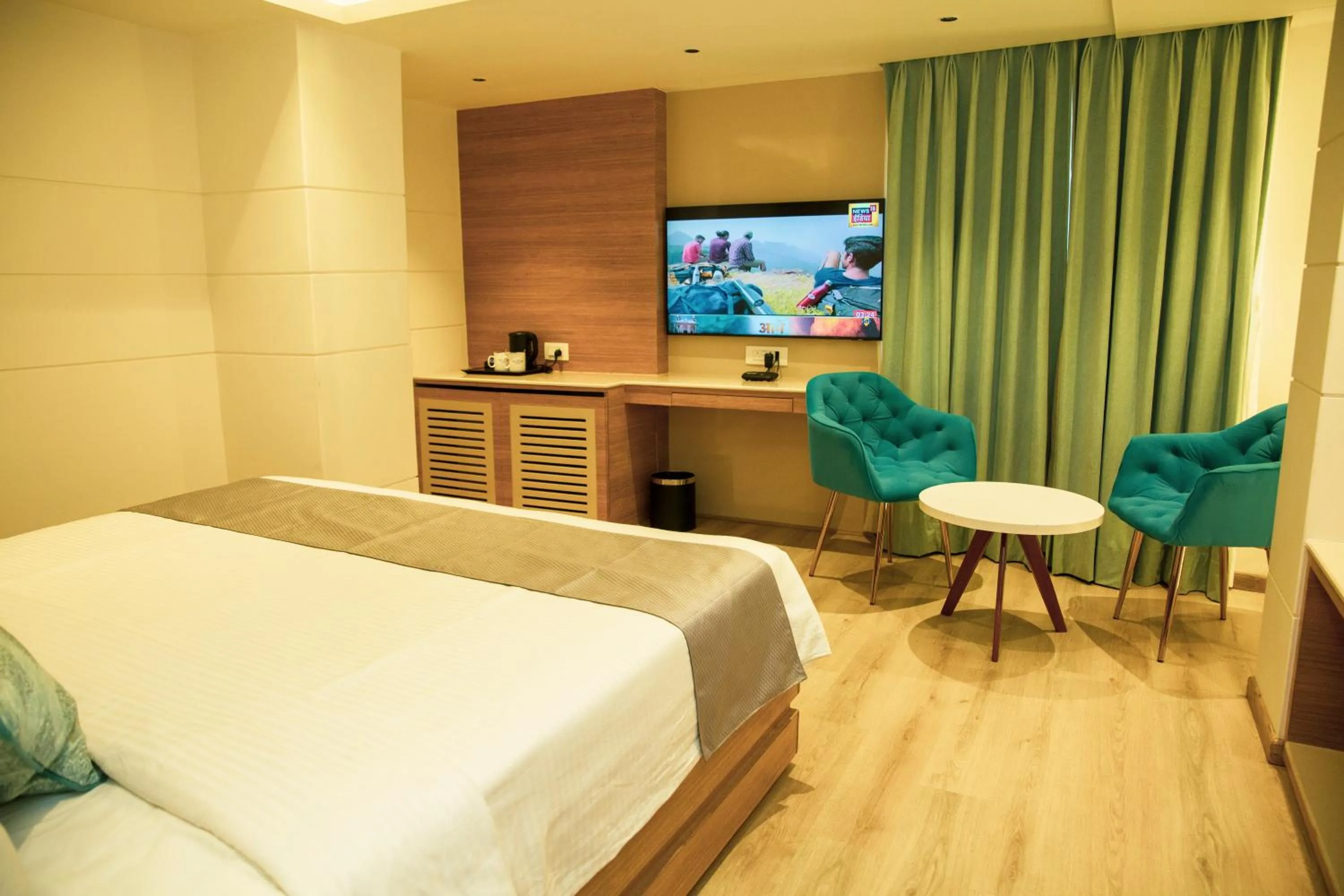 Bed in Pan Asia Continental