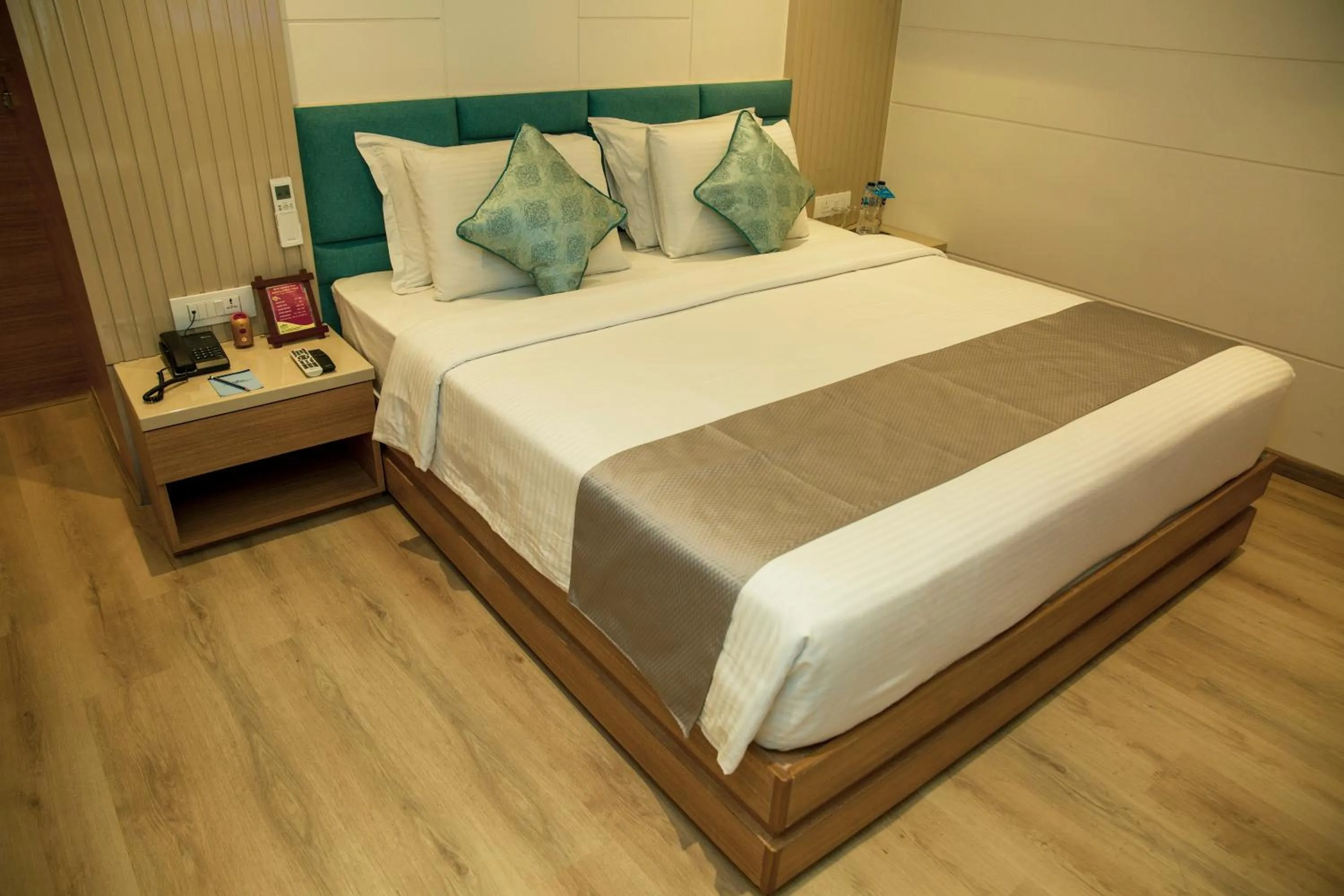 Bed in Pan Asia Continental