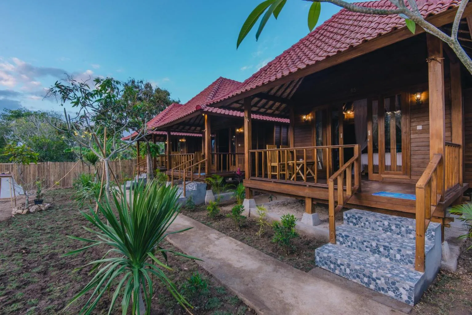Property building in Nerima Hut Lembongan