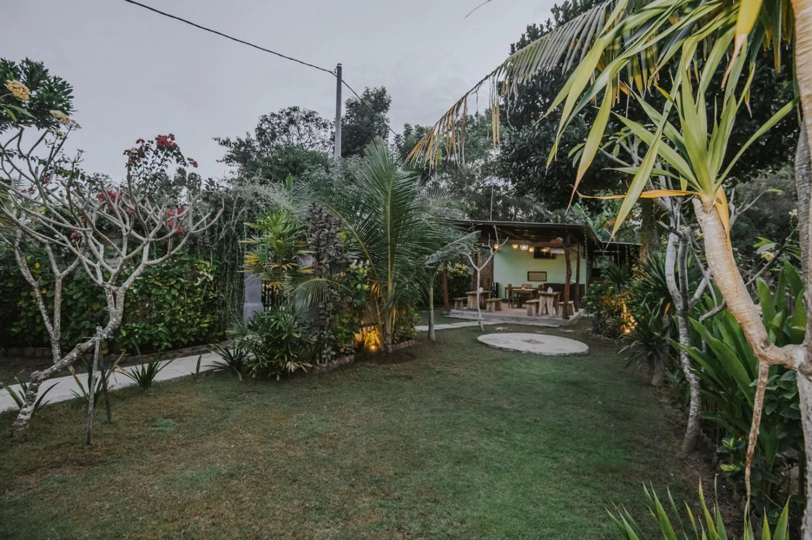Garden in Nerima Hut Lembongan