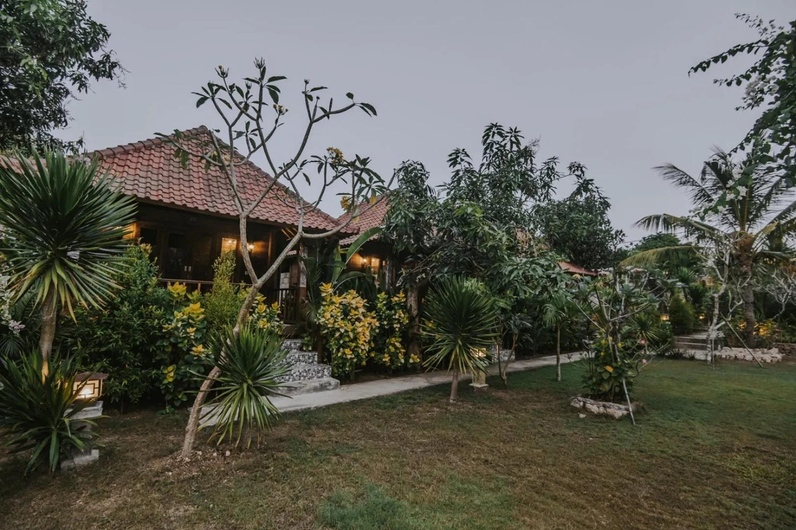 Garden in Nerima Hut Lembongan
