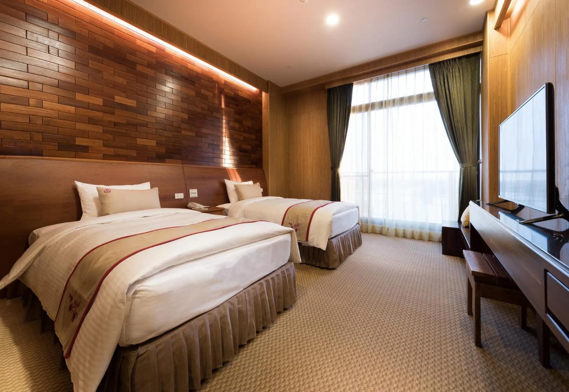 Photo of the whole room, Bed in Shandori Hotel