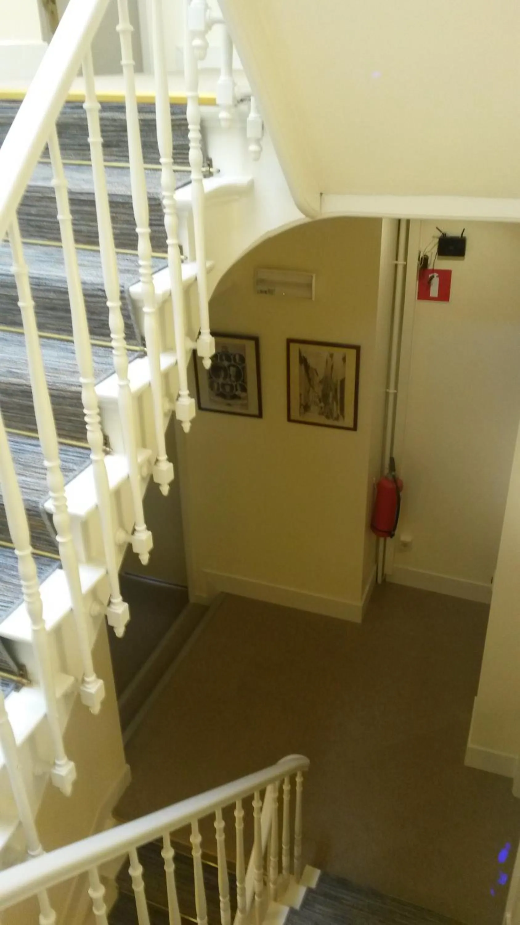 Property building in Hotel Queen Mary