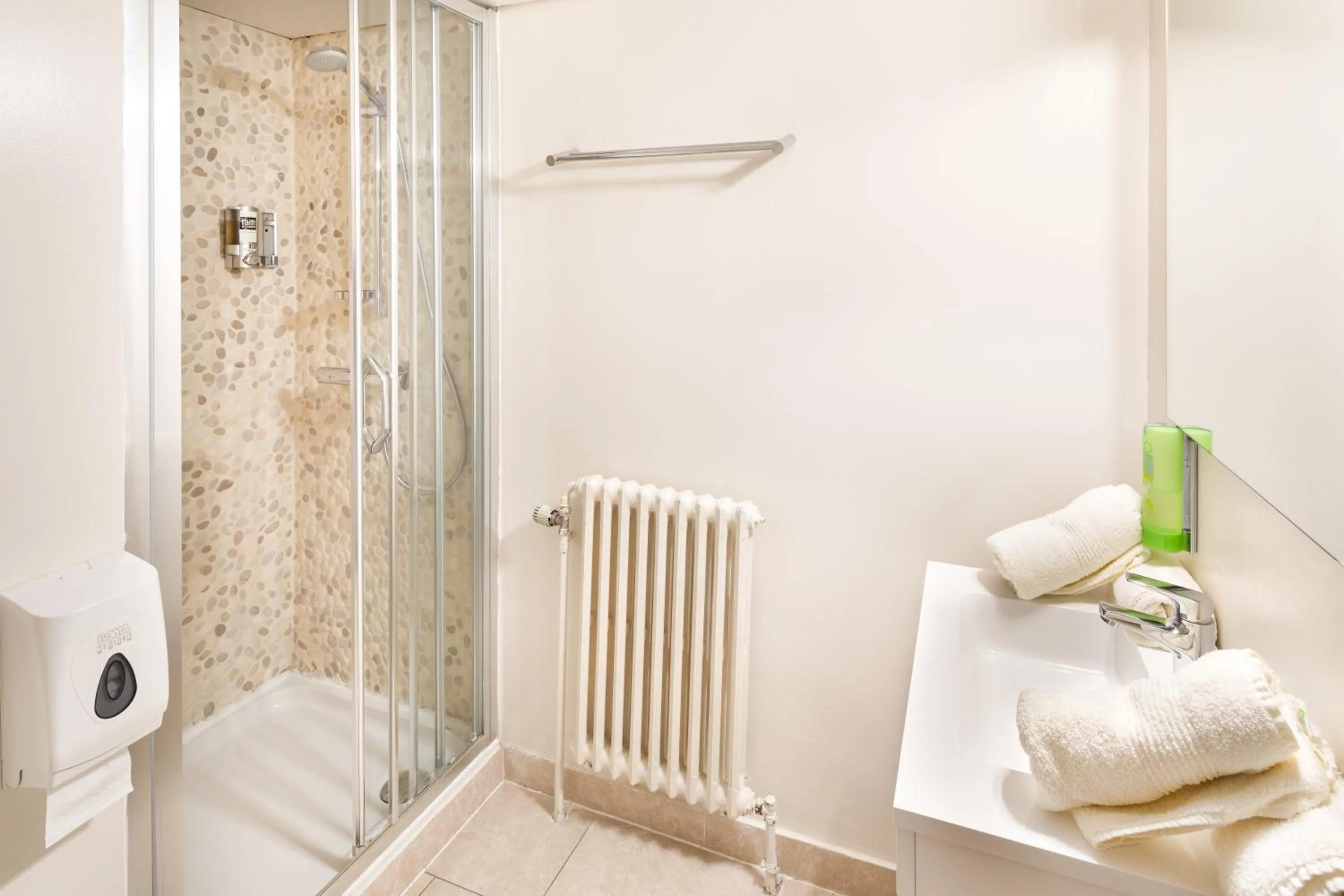 Bathroom in Parkhotel