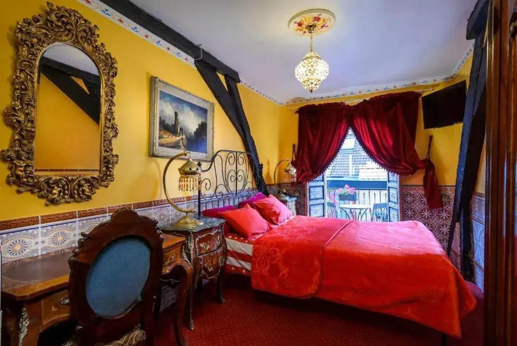 Executive Suite - single occupancy in Hotel Mozart Executive Suite - single occupancy in Hotel Mozart