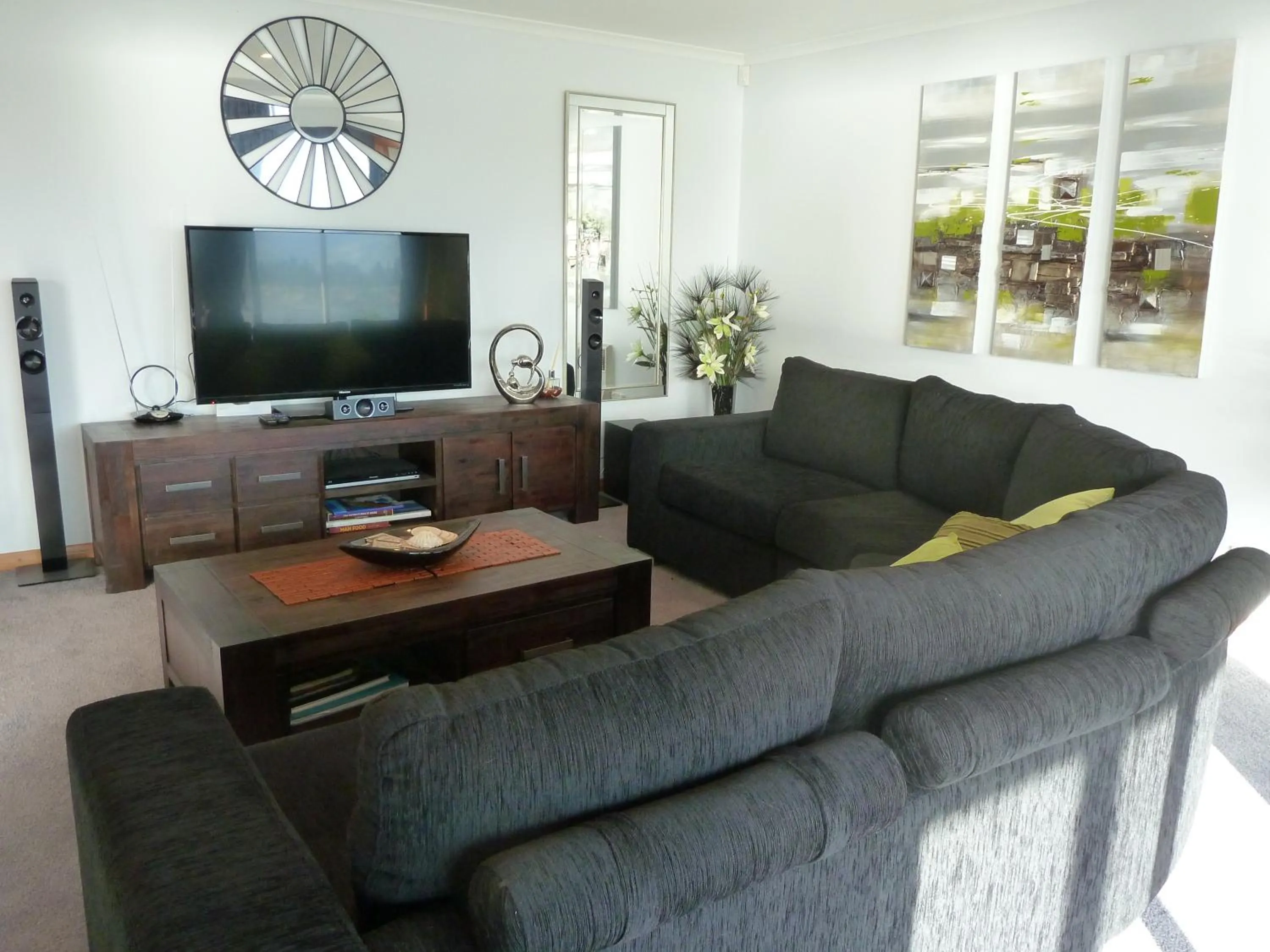 TV and multimedia in Lewi Waters