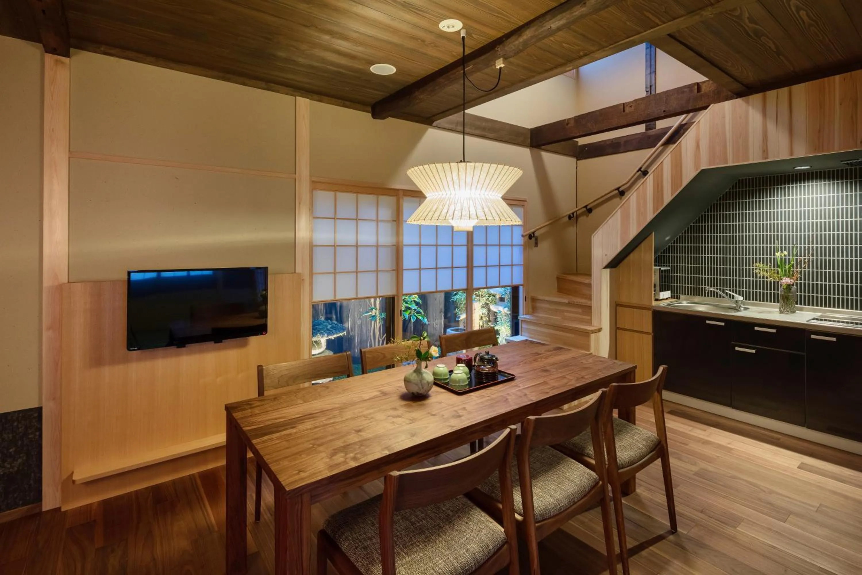 TV and multimedia in Ayaginu Machiya House