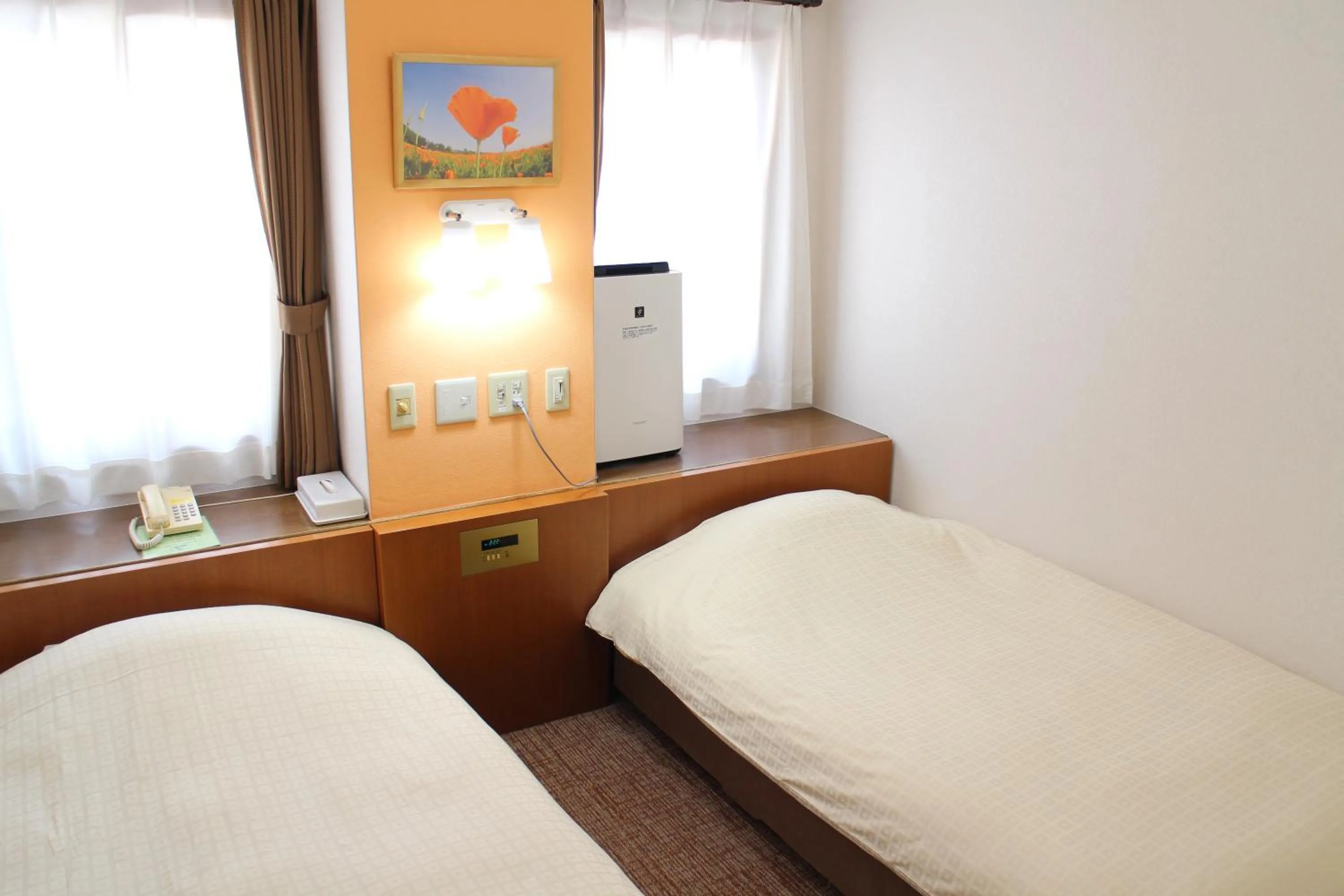 Photo of the whole room, Bed in Business Hotel Raicho