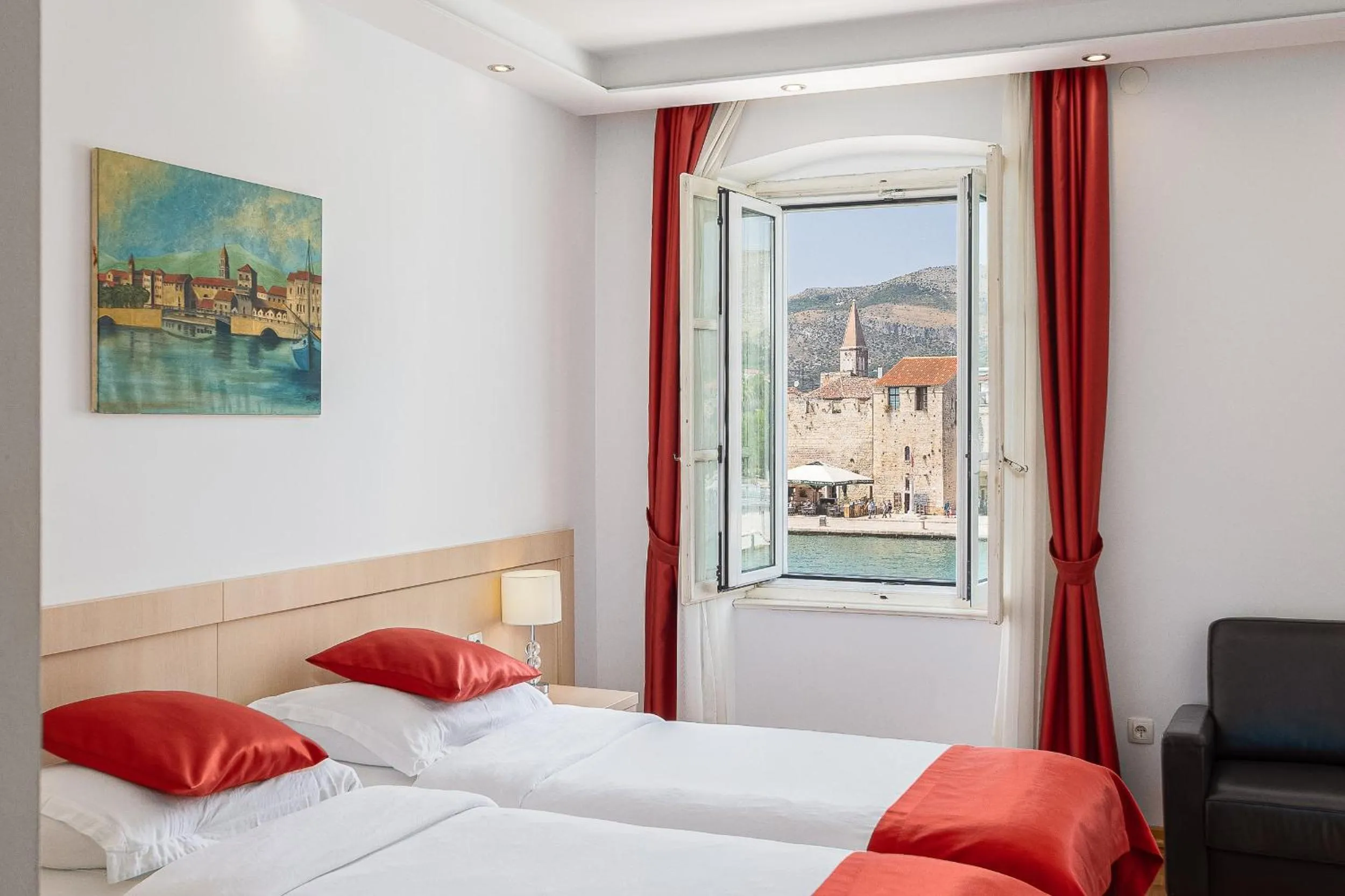 Bedroom in Heritage Hotel Vila Sikaa