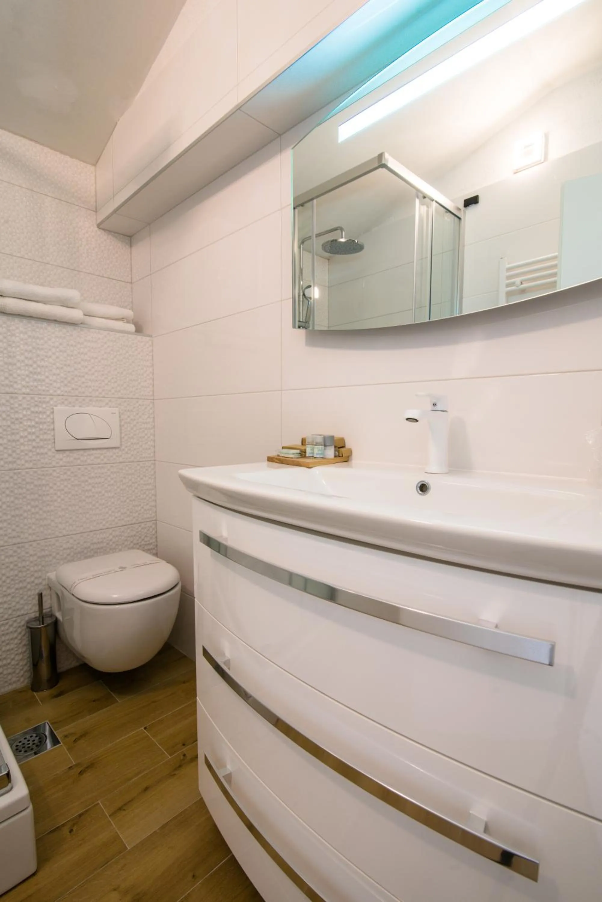 Bathroom in Heritage Hotel Vila Sikaa